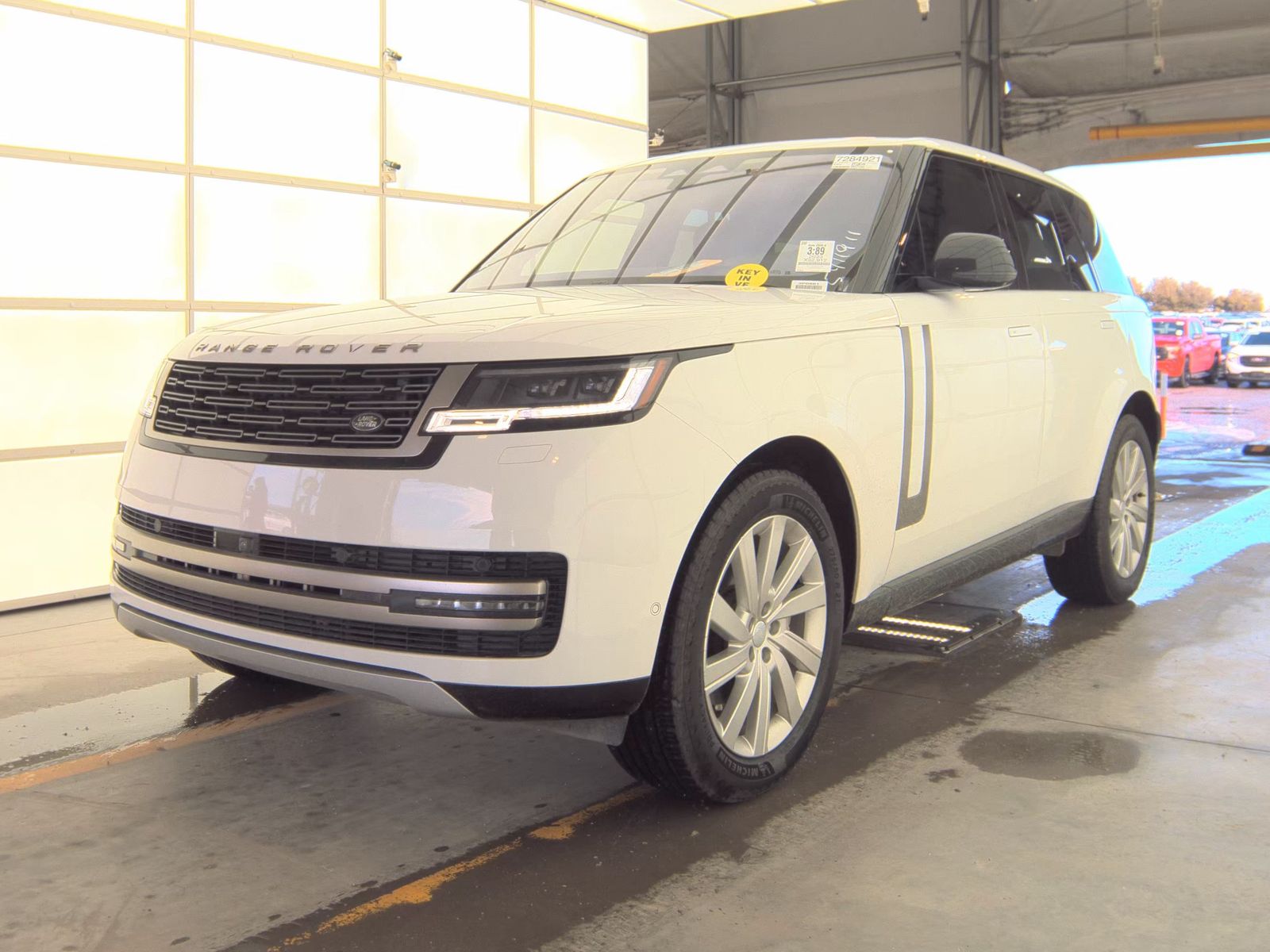 2023 Land Rover Range Rover SE AWD