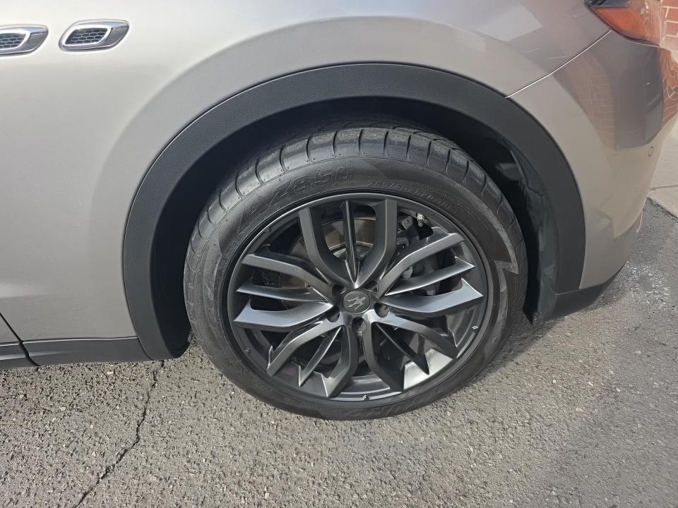 2018 Maserati Levante Base AWD