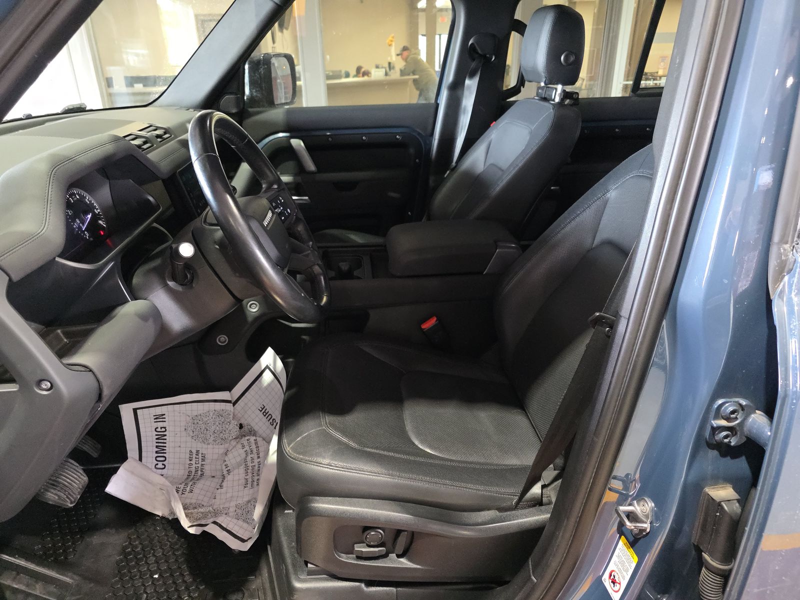 2023 Land Rover Defender 110 X-Dynamic SE AWD