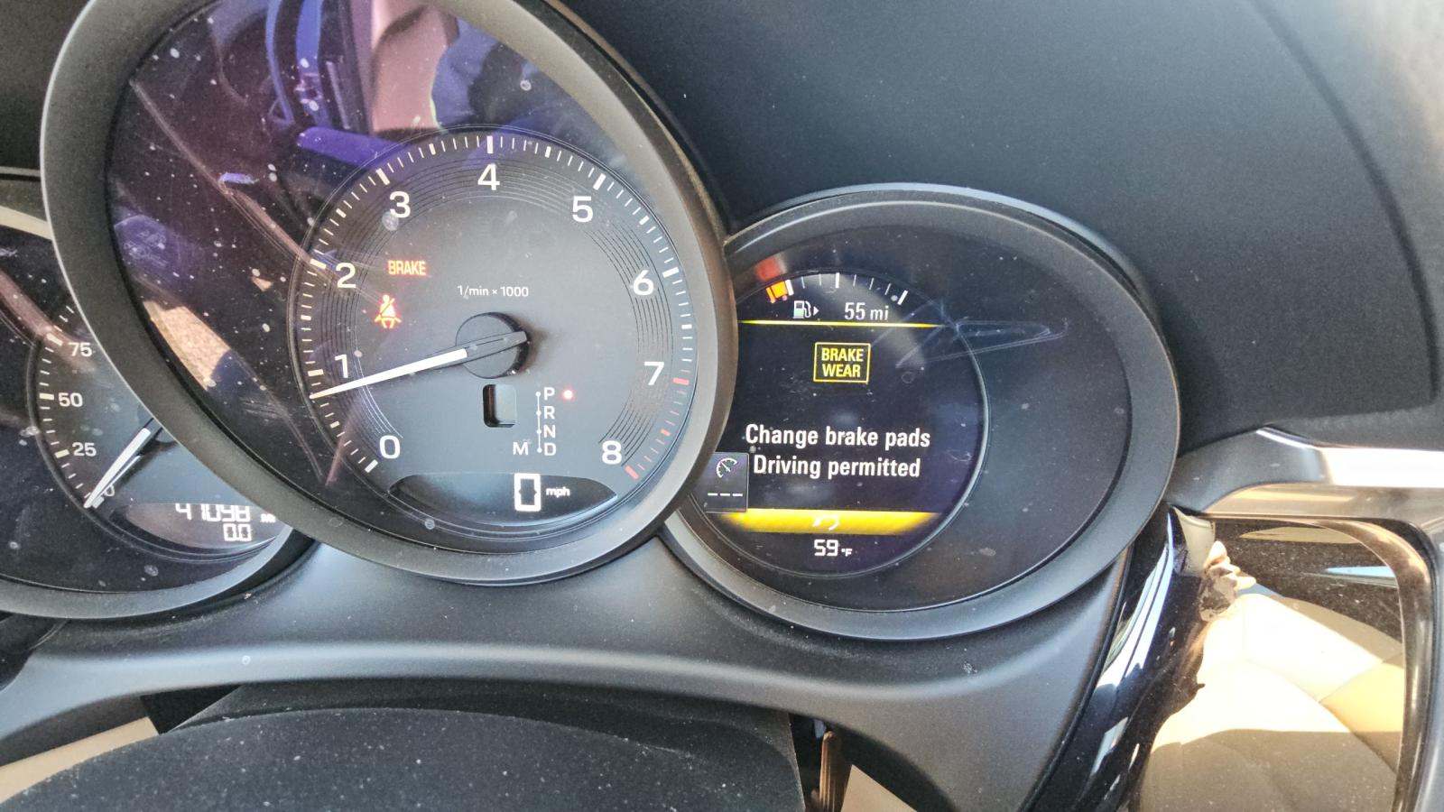 2022 Porsche Macan Base AWD