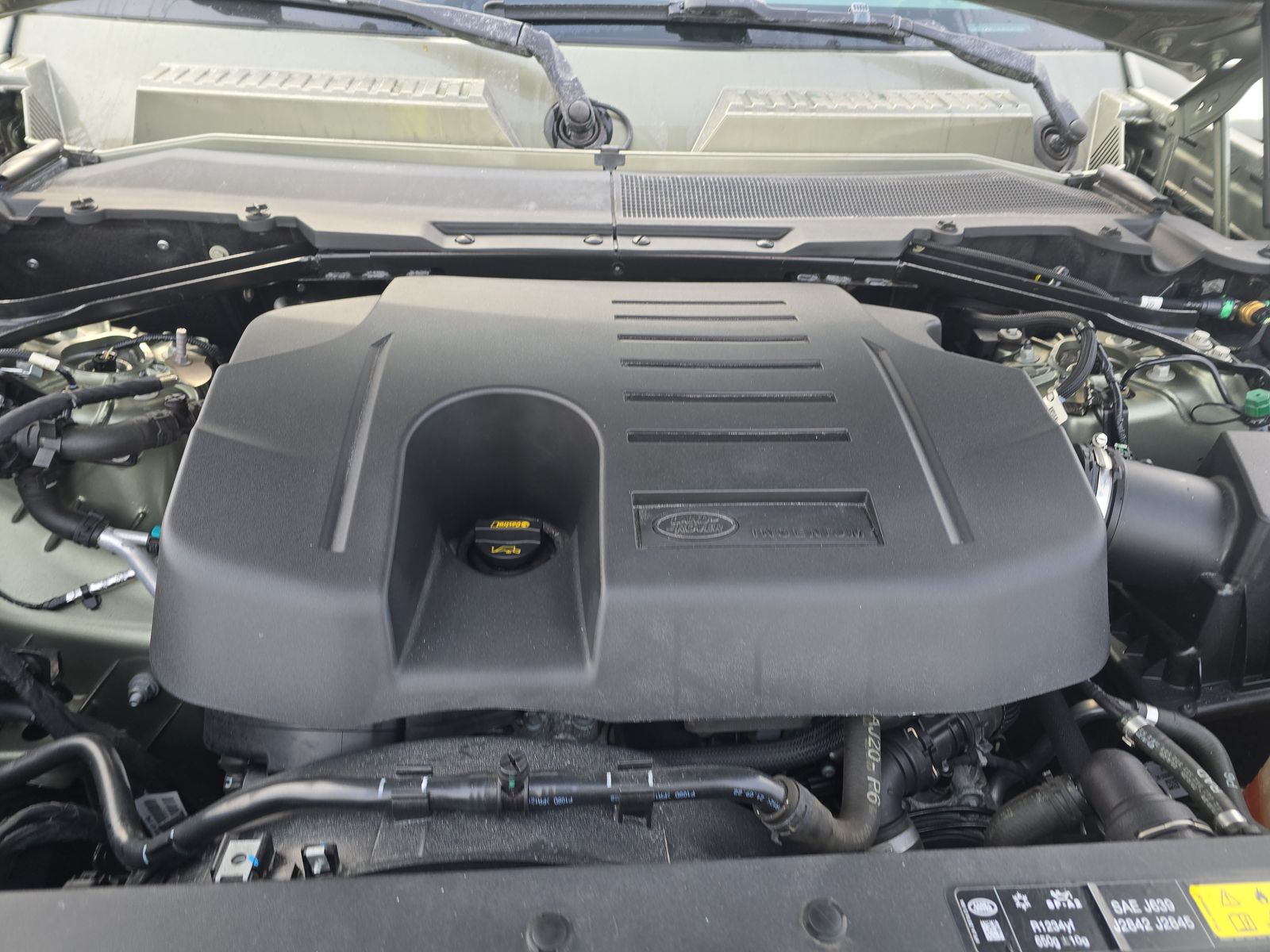 2023 Land Rover Defender 110 SE AWD