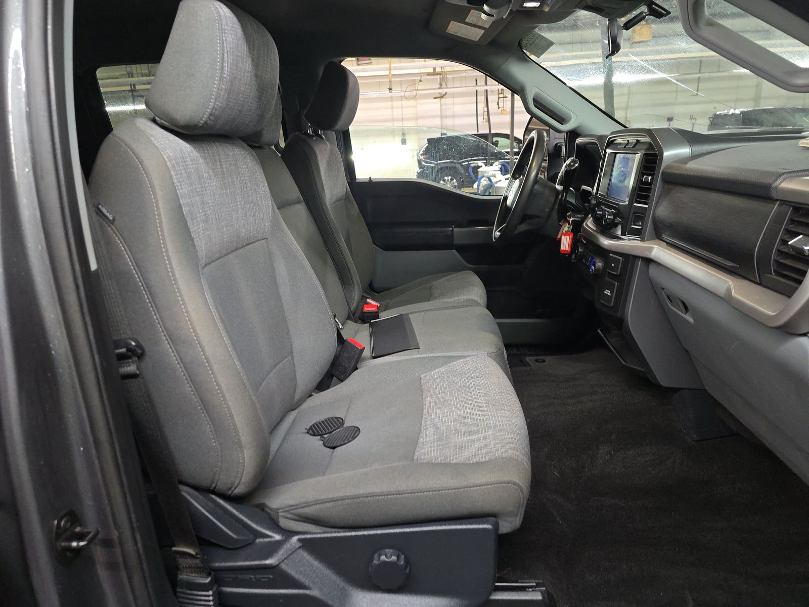 2022 Ford F-150 XLT AWD