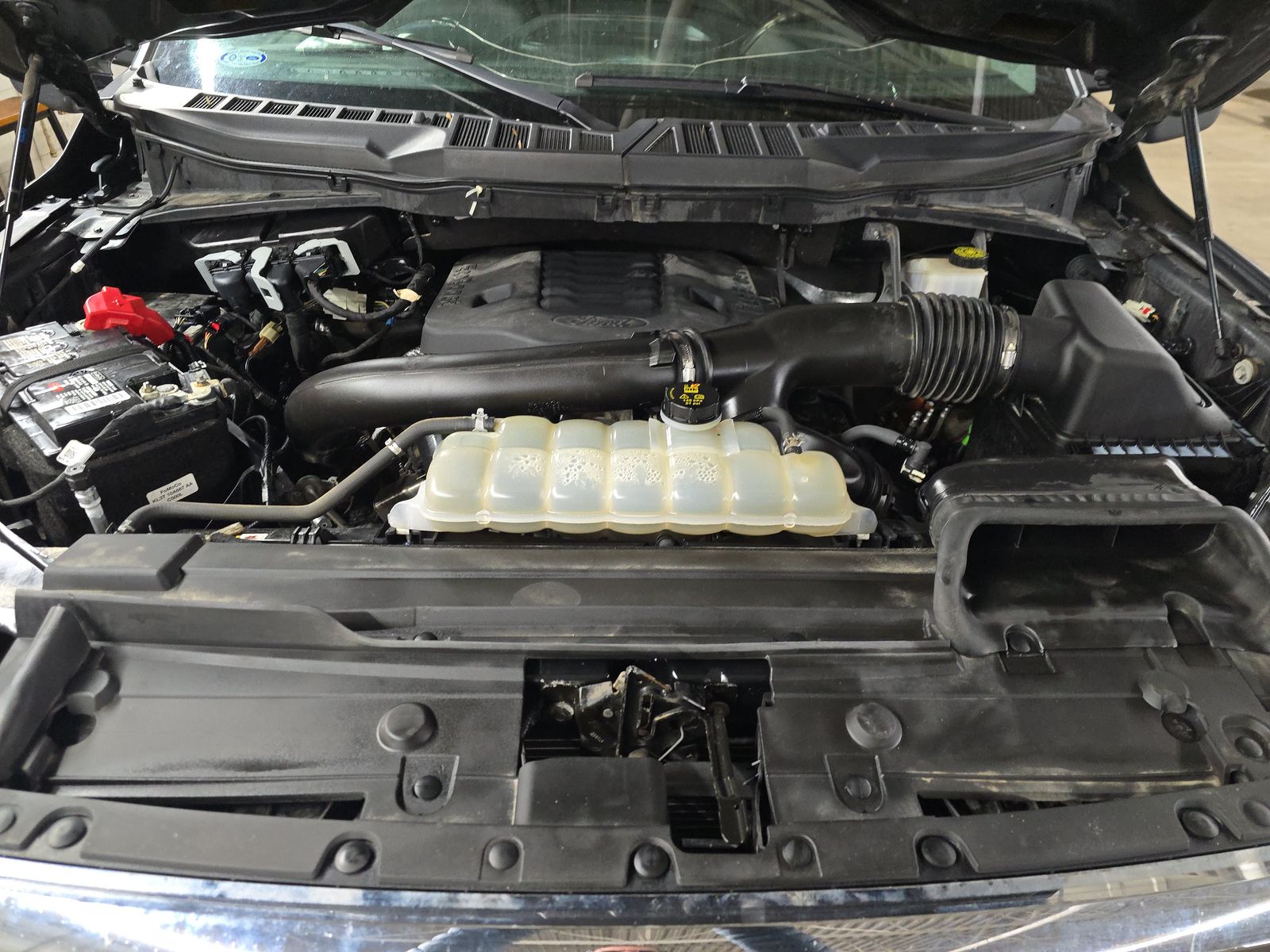 2022 Ford F-150 XLT AWD