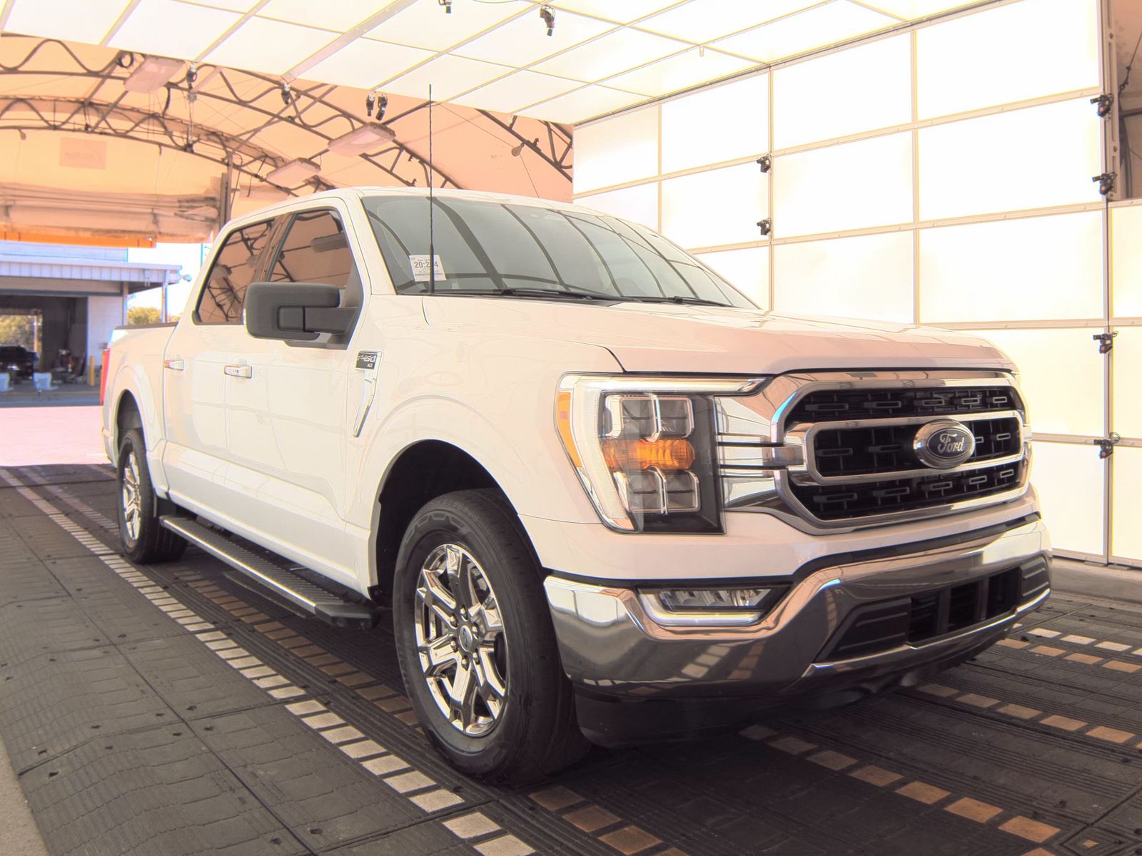 2023 Ford F-150 XLT RWD
