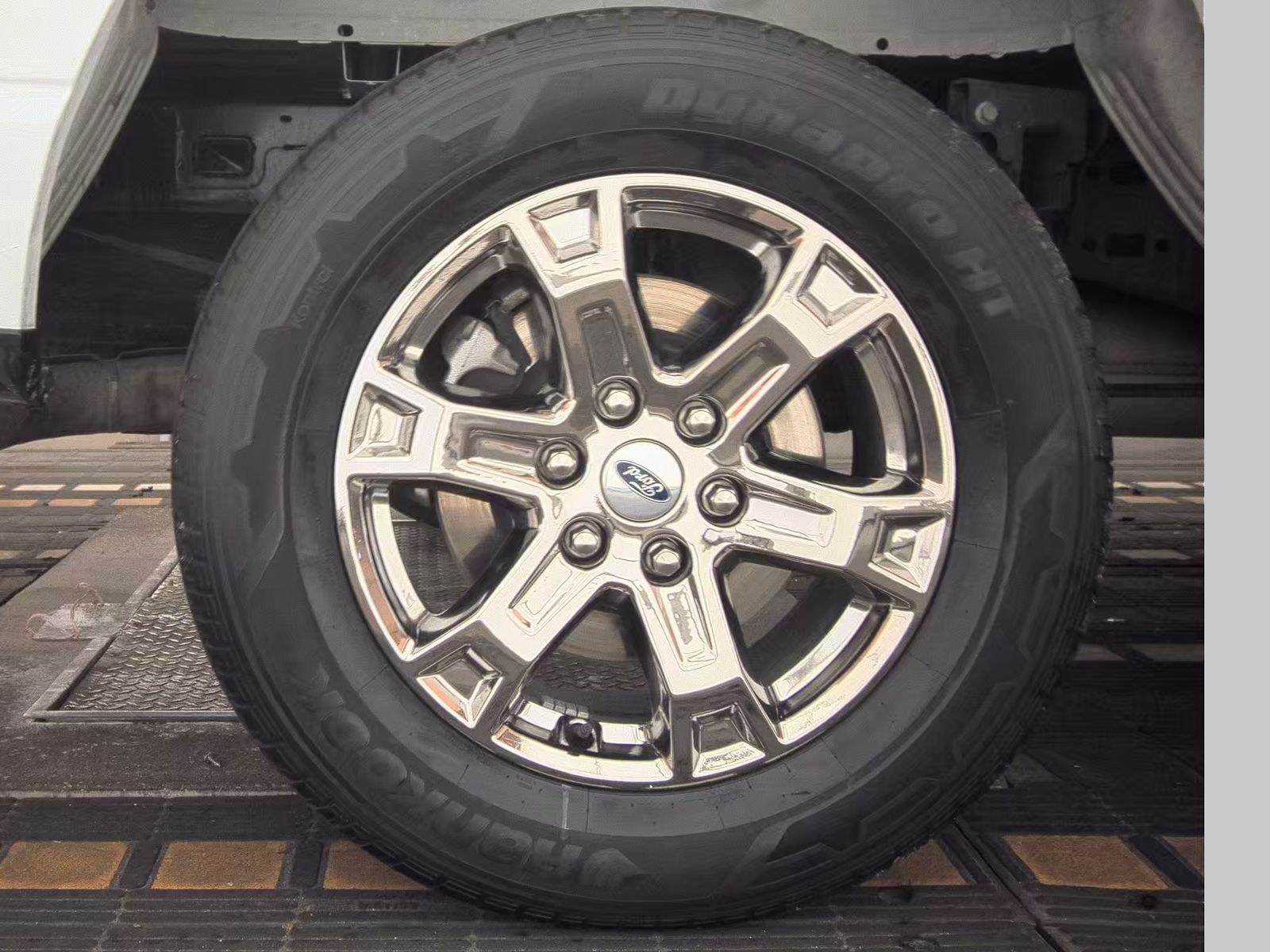 2023 Ford F-150 XLT RWD