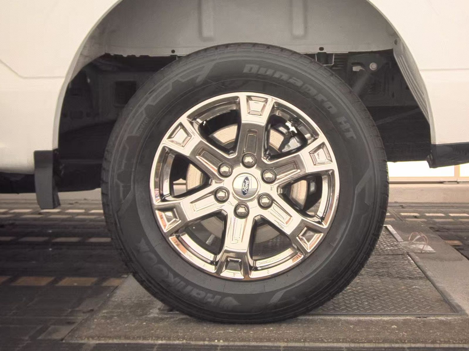 2023 Ford F-150 XLT RWD