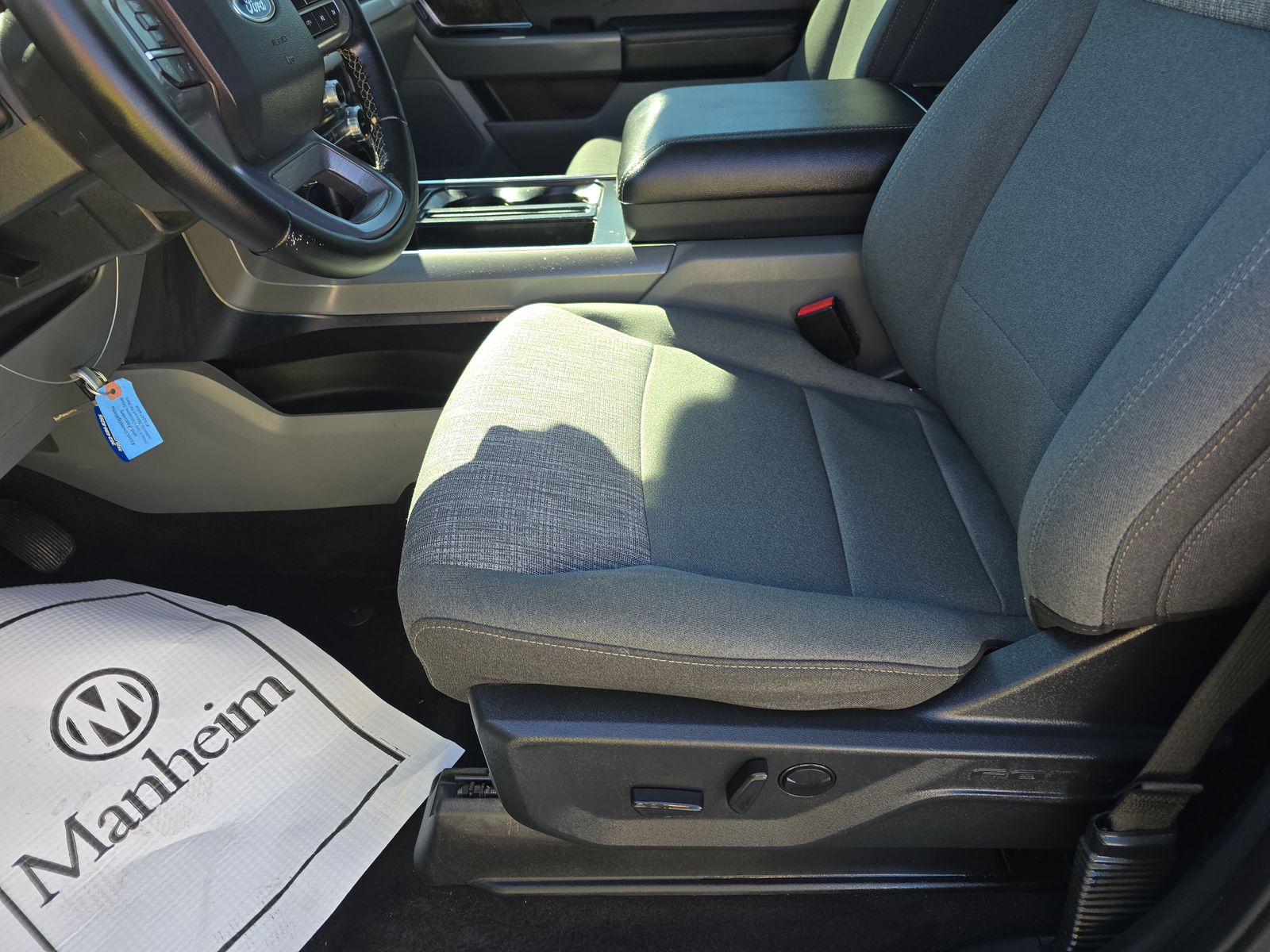 2023 Ford F-150 XLT RWD