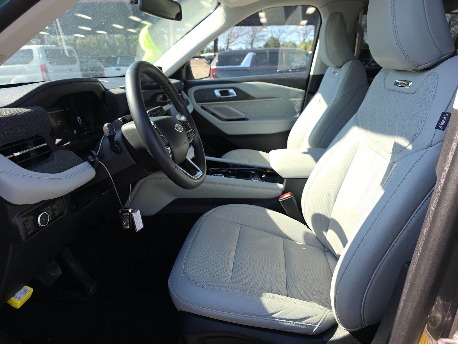 2025 Ford Explorer Platinum AWD