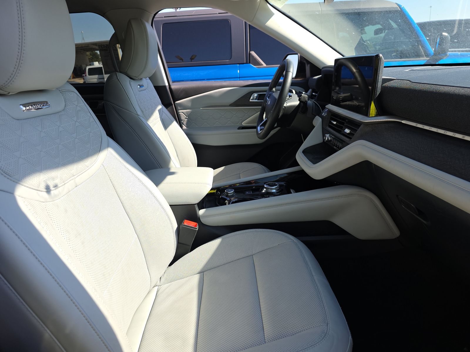 2025 Ford Explorer Platinum AWD