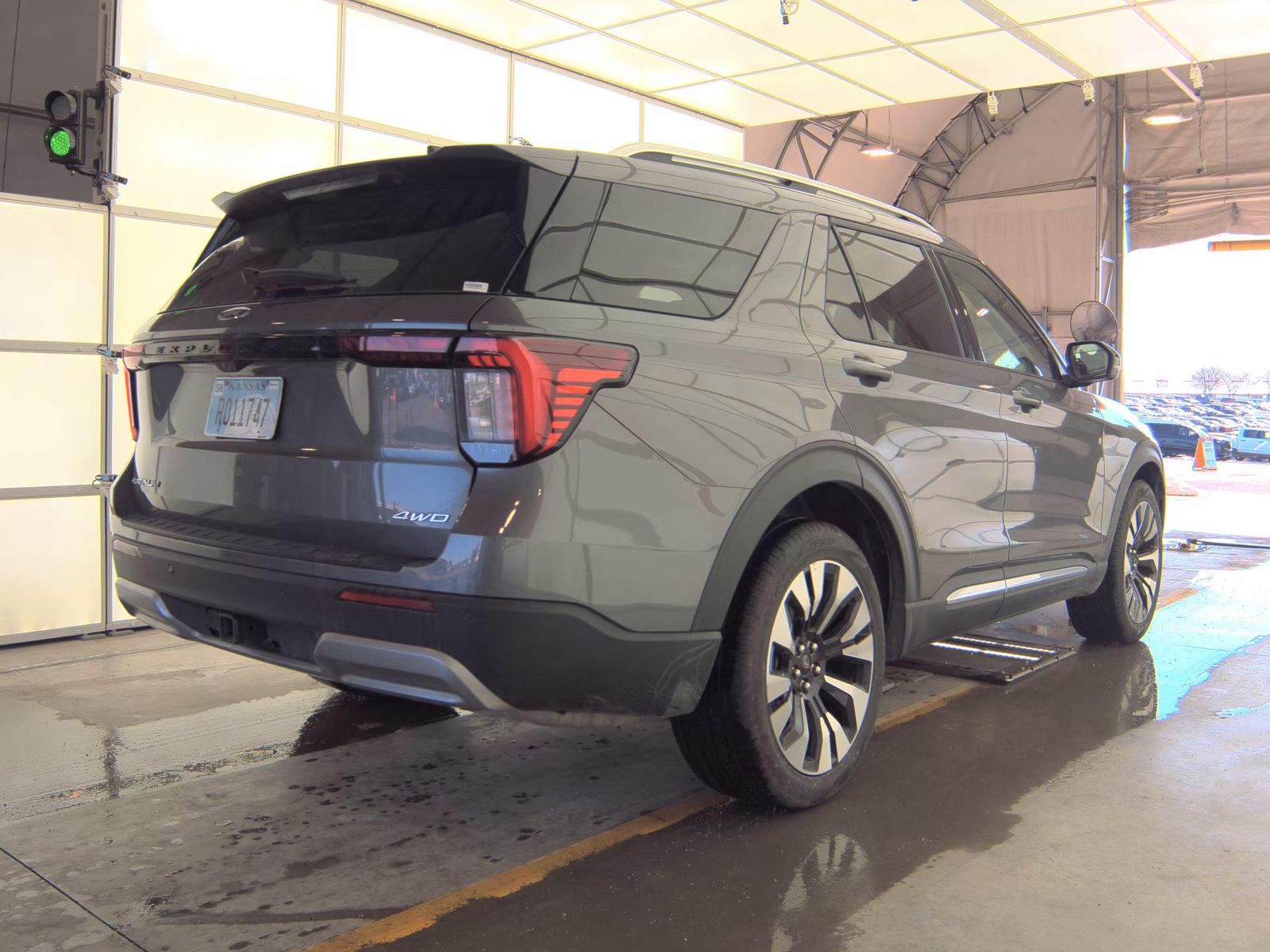 2025 Ford Explorer Platinum AWD