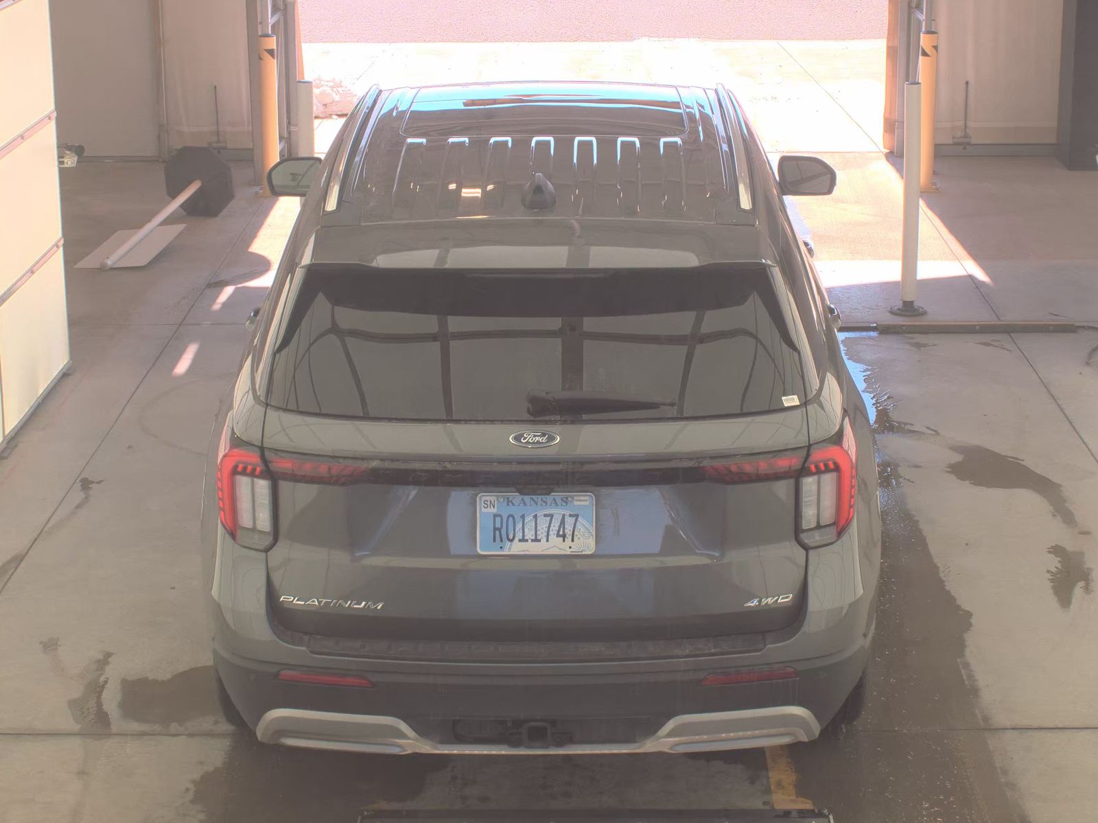 2025 Ford Explorer Platinum AWD