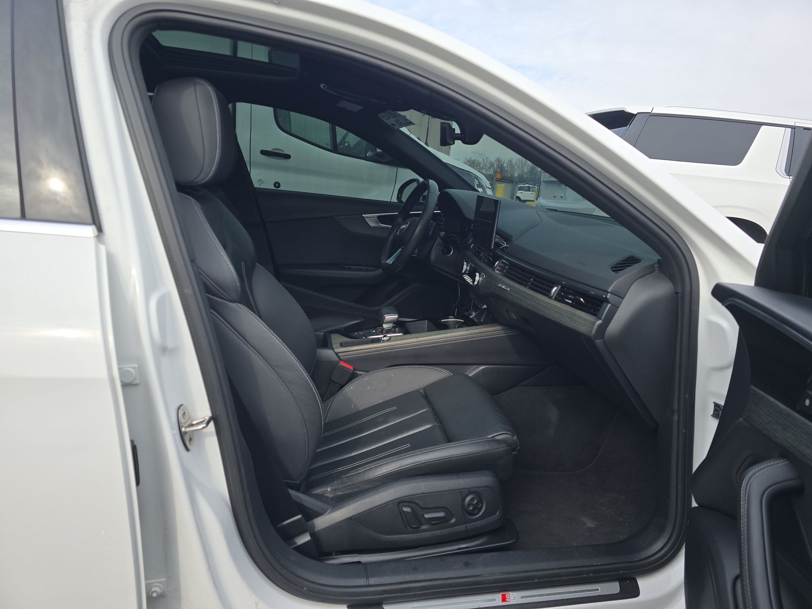 2023 Audi A4 S line Premium Plus AWD