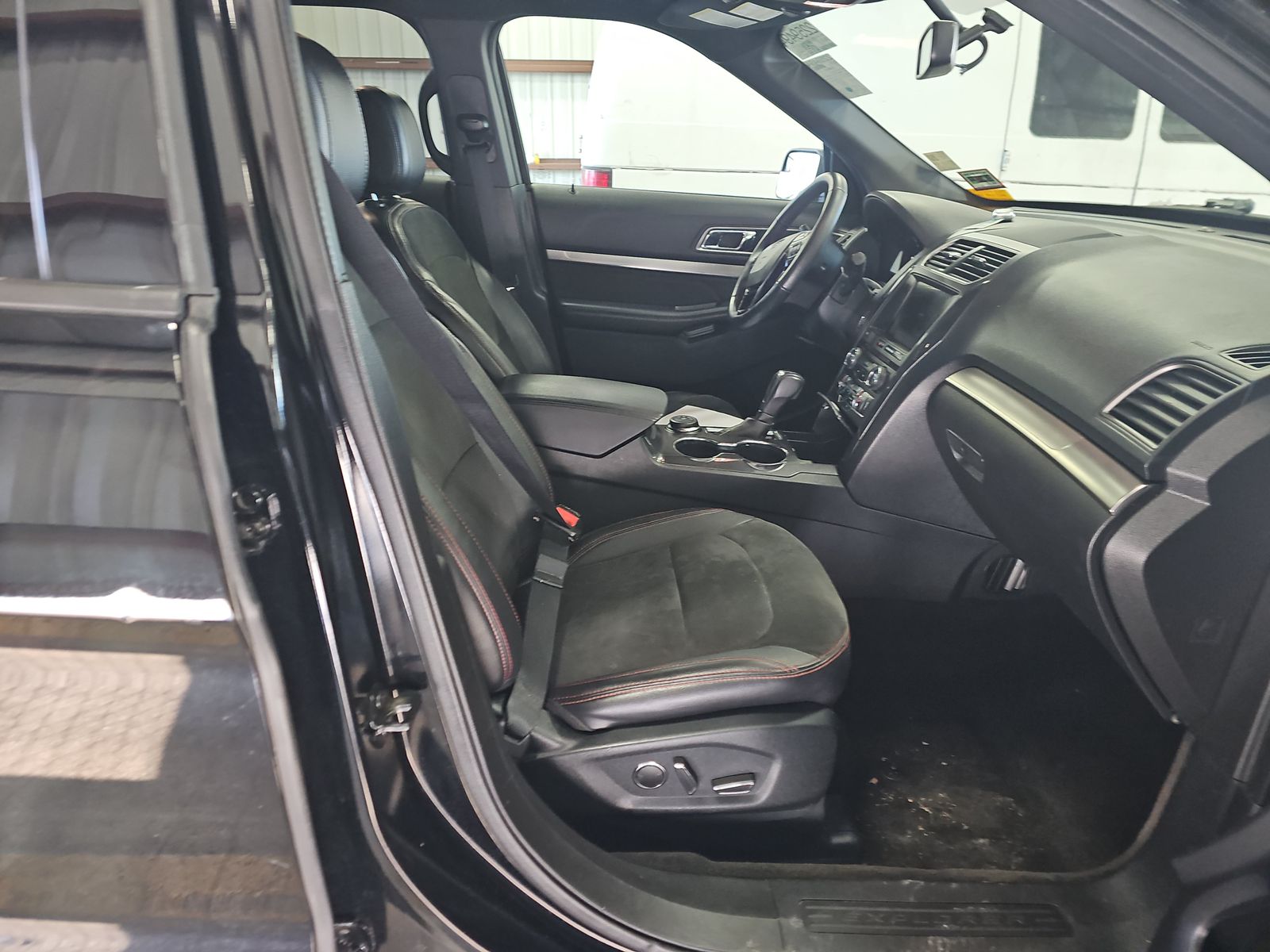 2018 Ford Explorer XLT AWD