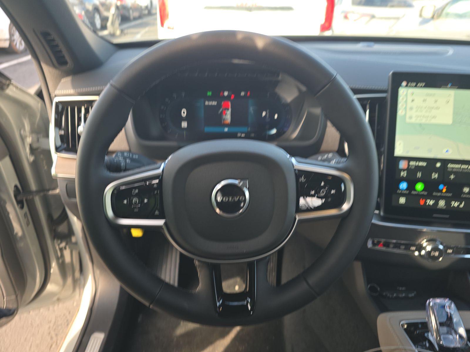 2025 Volvo XC90 B5 Plus AWD