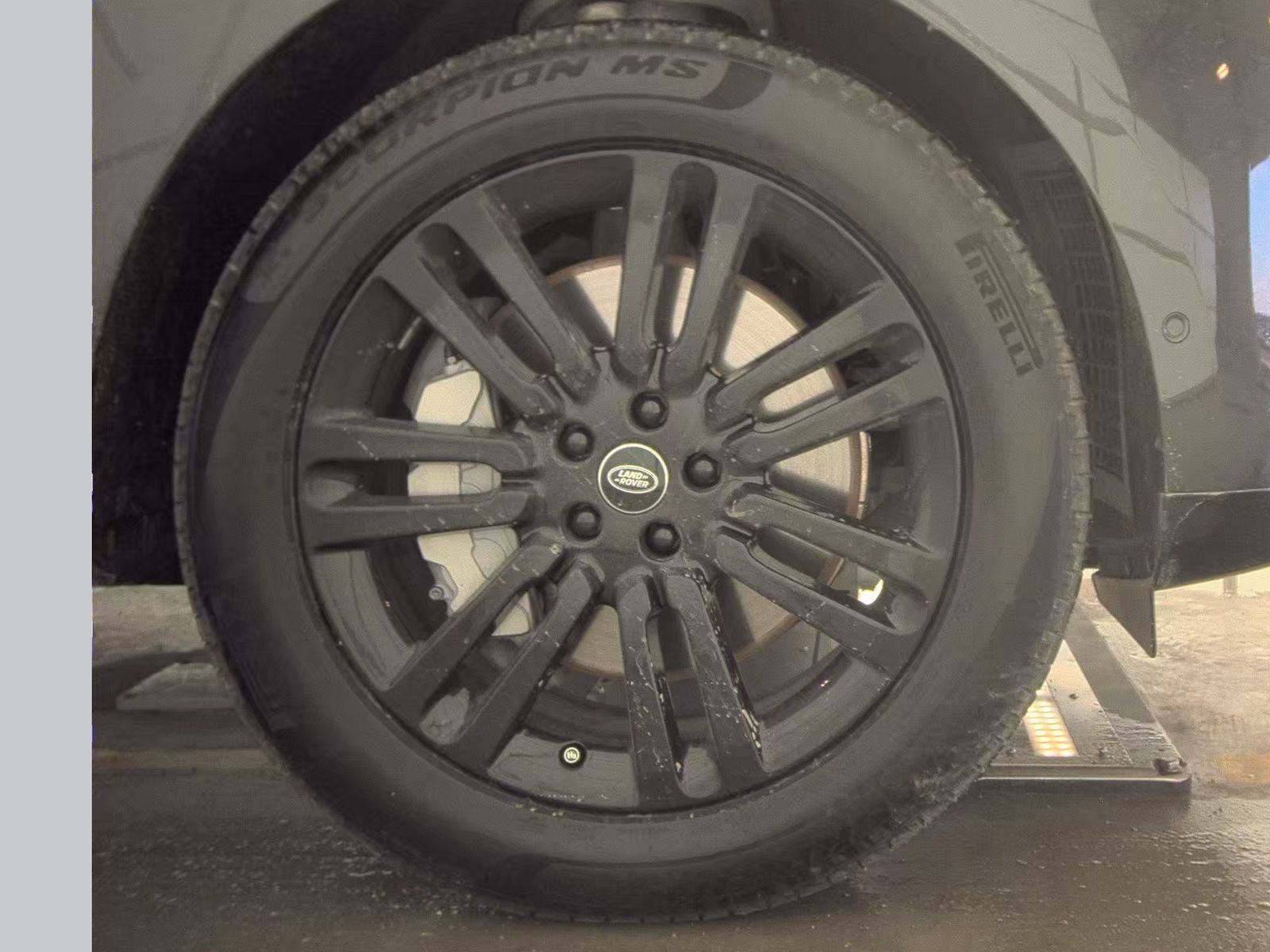 2024 Land Rover Range Rover SE AWD