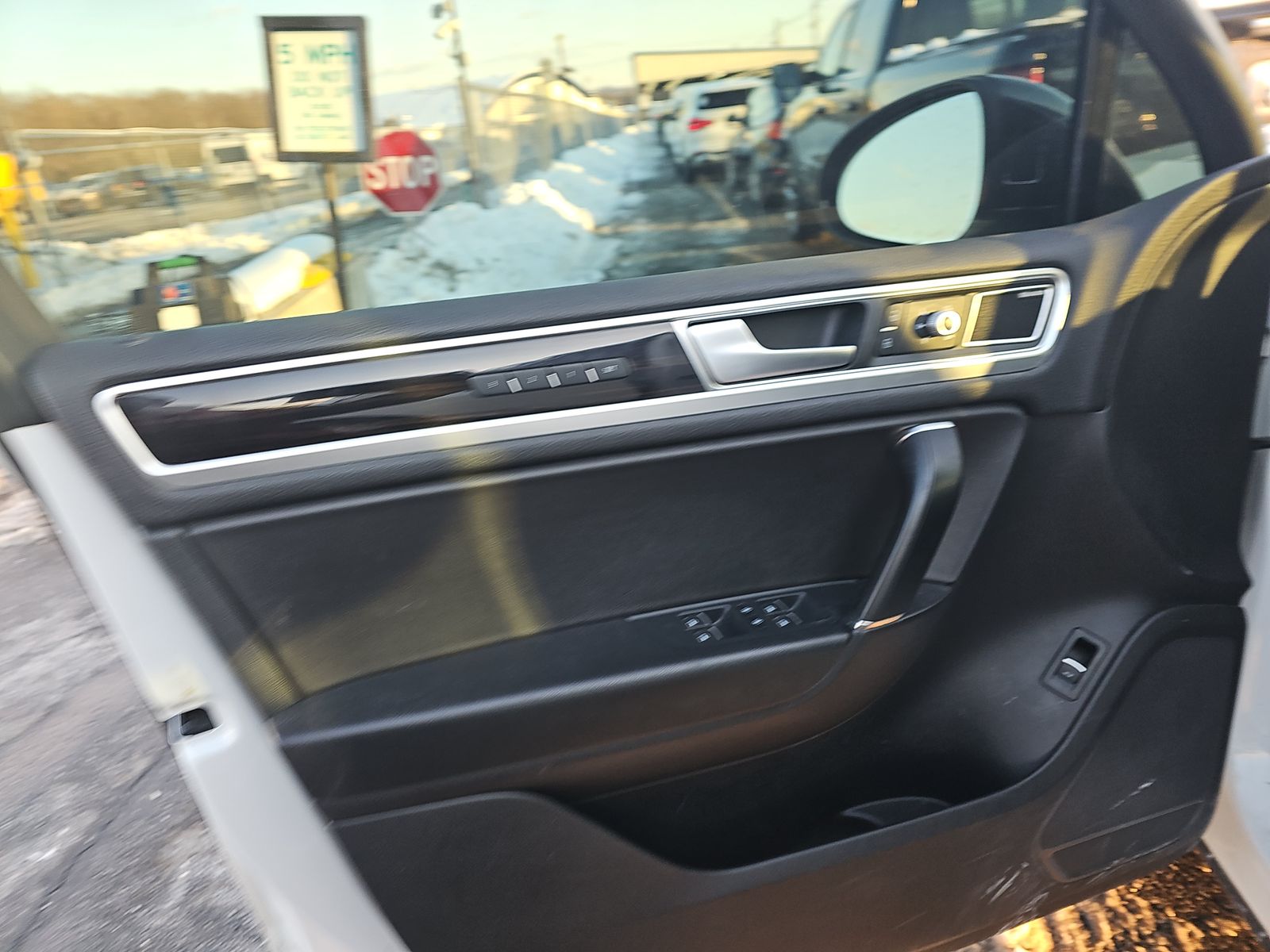 2016 Volkswagen Touareg 3.6L Sport AWD