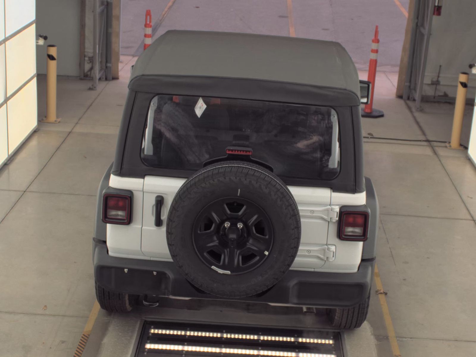 Jeep Wrangler 2 Door Sport снимка Jeep Wrangler 2 Door Sport