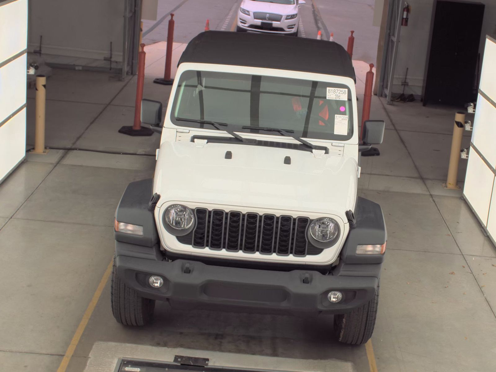 Jeep Wrangler 2 Door Sport снимка Jeep Wrangler 2 Door Sport