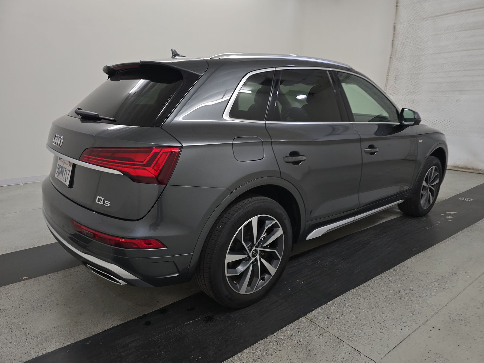 2023 Audi Q5 S line Premium AWD