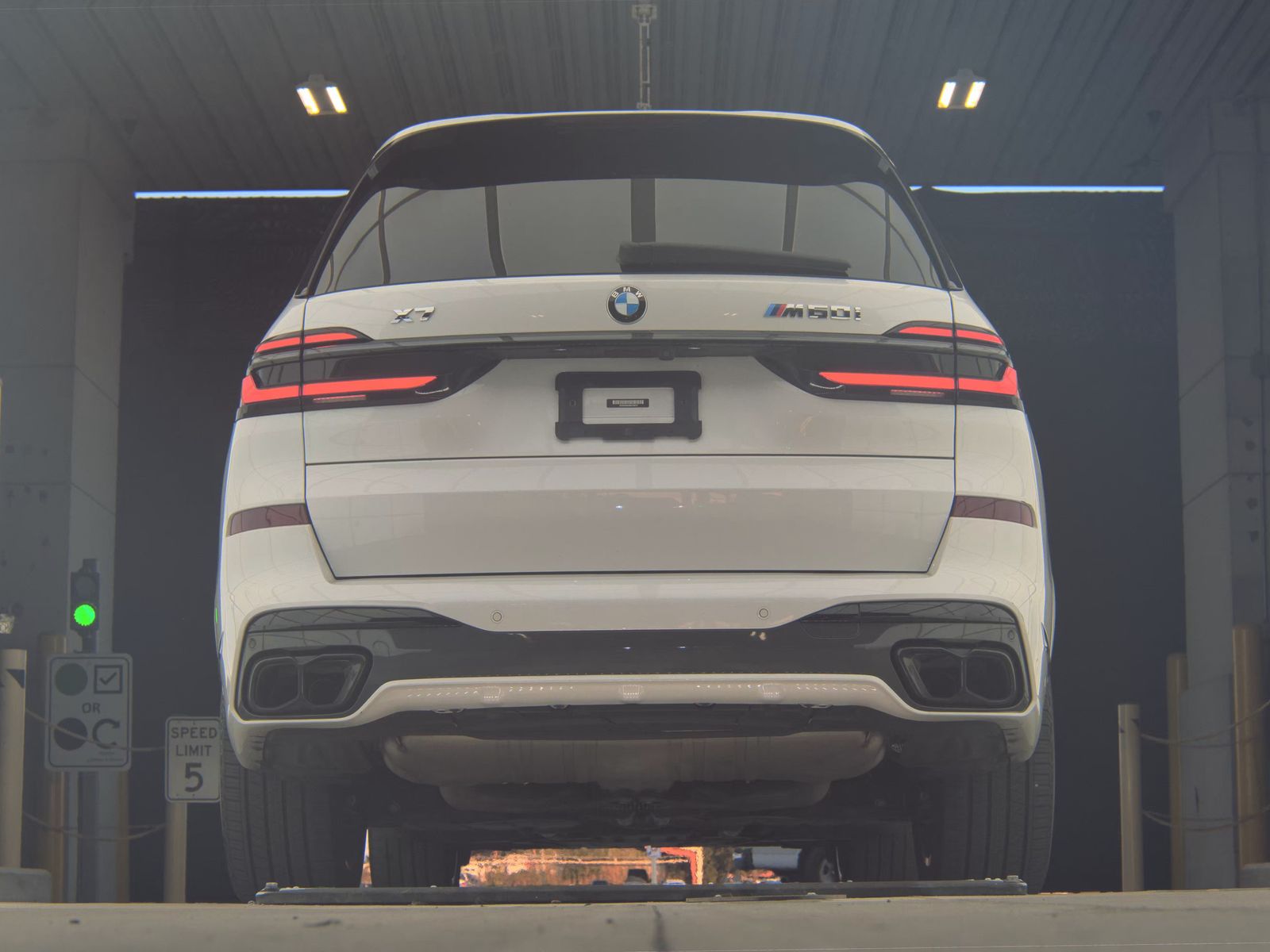 2024 BMW X7 M60i AWD