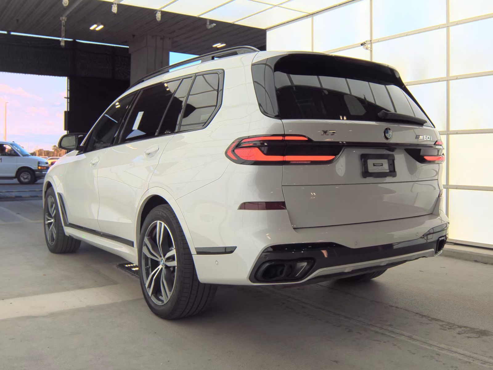 2024 BMW X7 M60i AWD