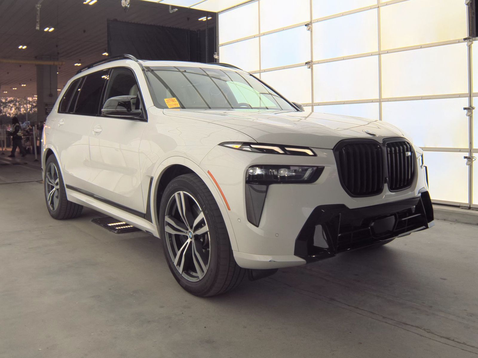 2024 BMW X7 M60i AWD