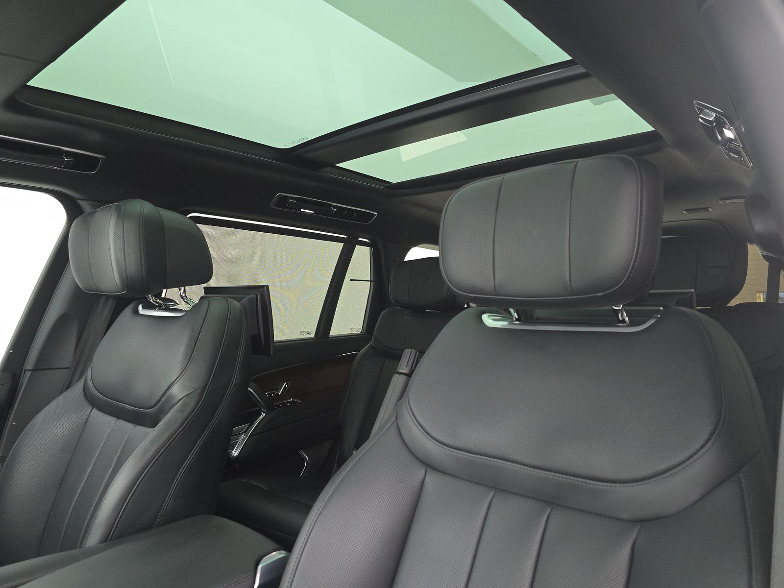 2025 Land Rover Range Rover Autobiography LWB AWD