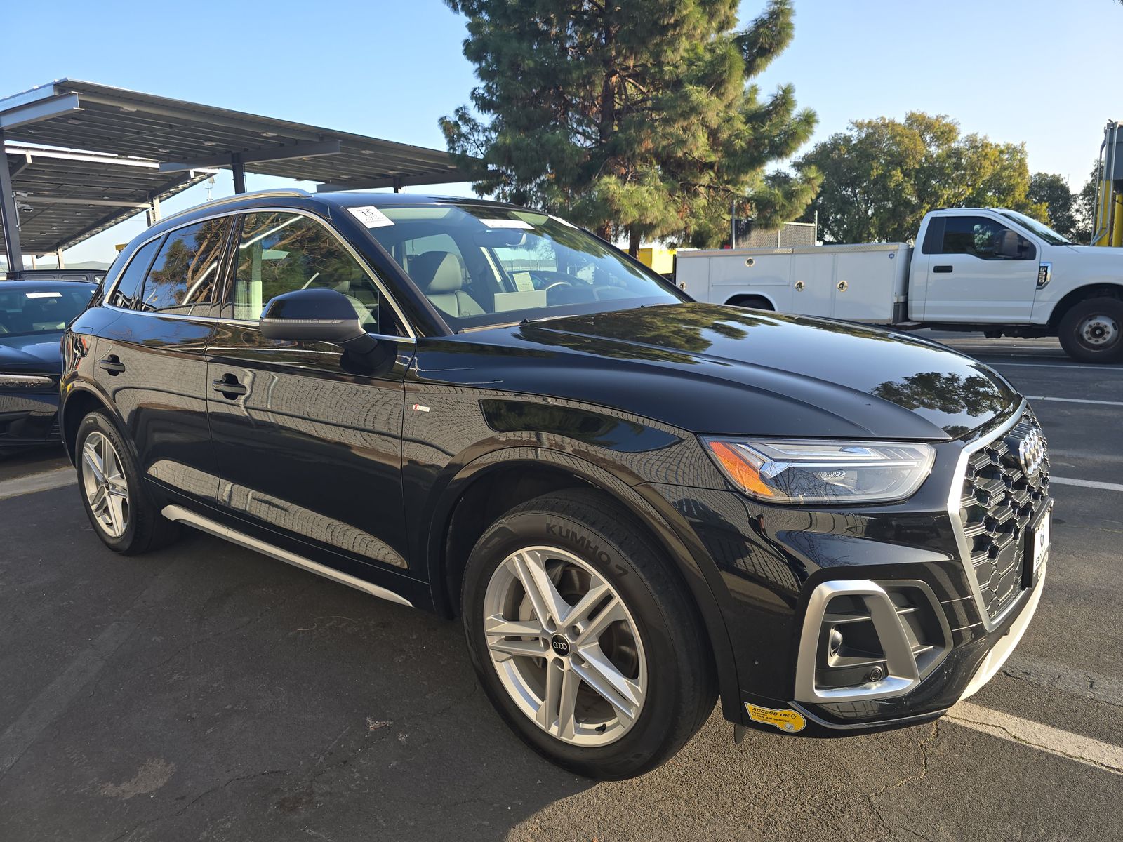 2022 Audi Q5 e Plug-In Hybrid S line Premium Plus AWD