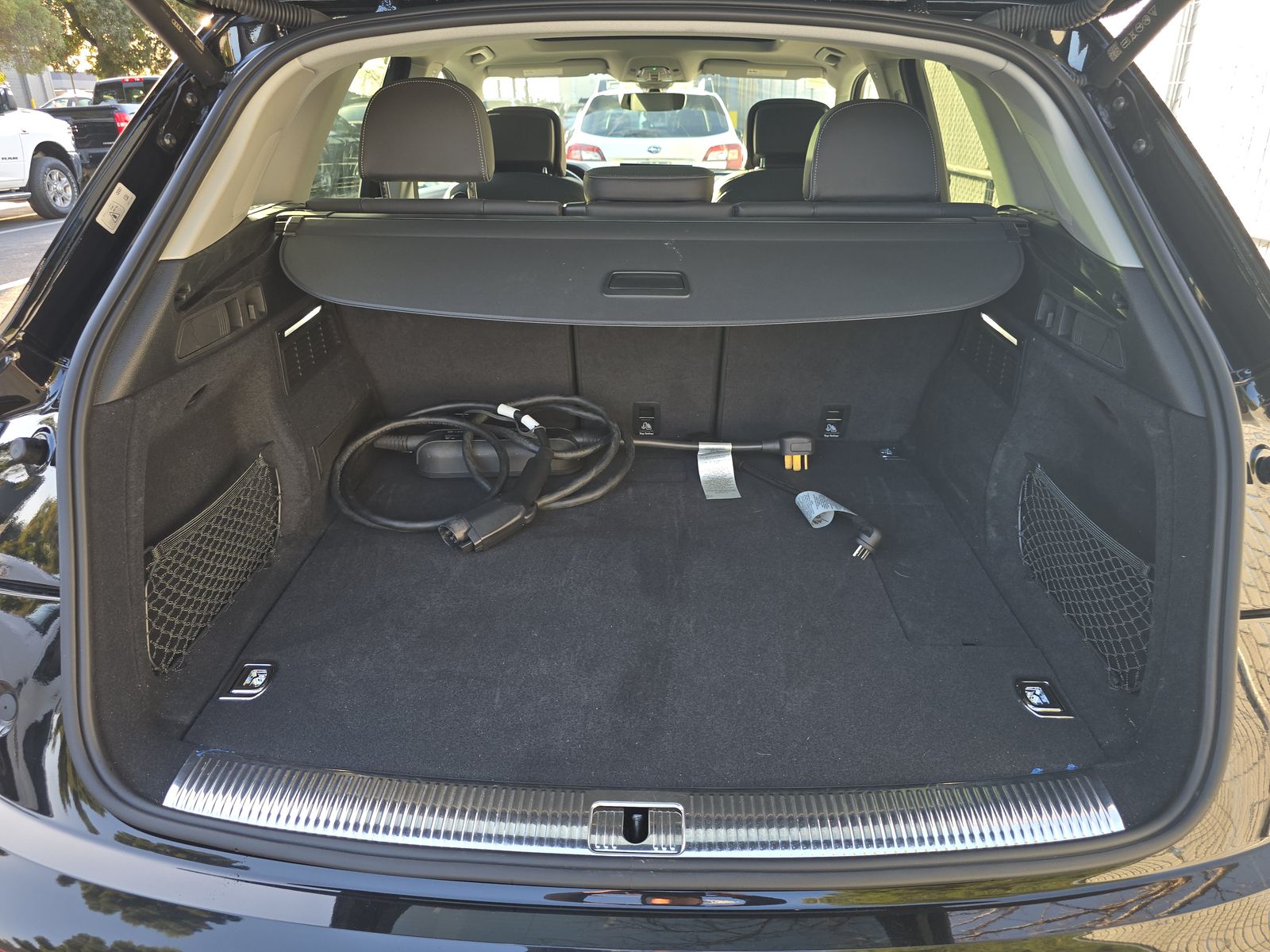 2022 Audi Q5 e Plug-In Hybrid S line Premium Plus AWD