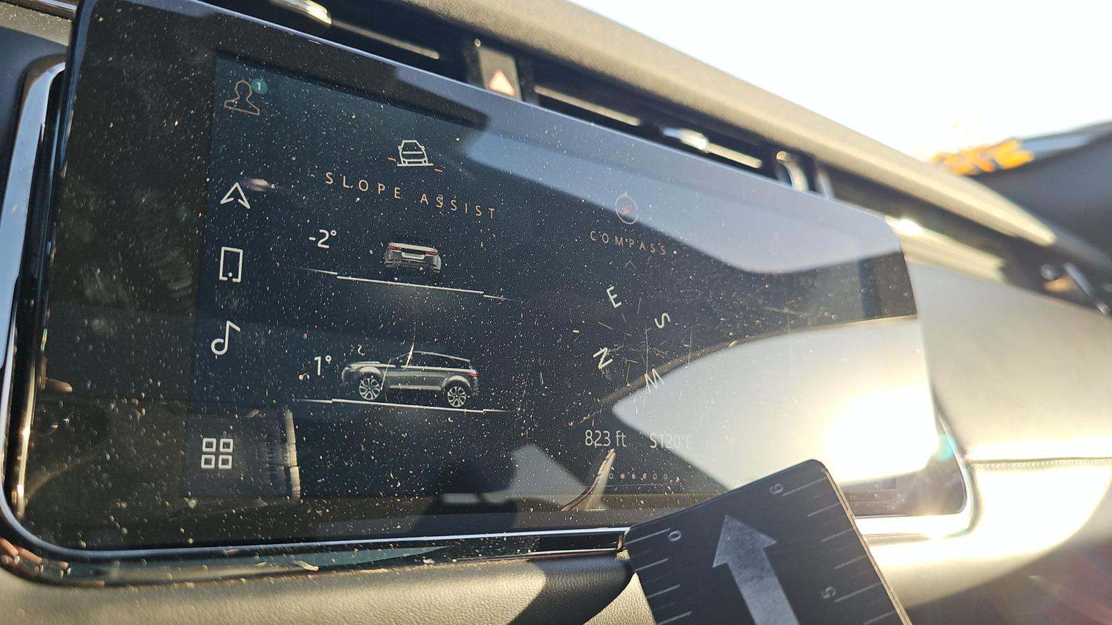 2022 Land Rover Range Rover Evoque R-Dynamic SE AWD