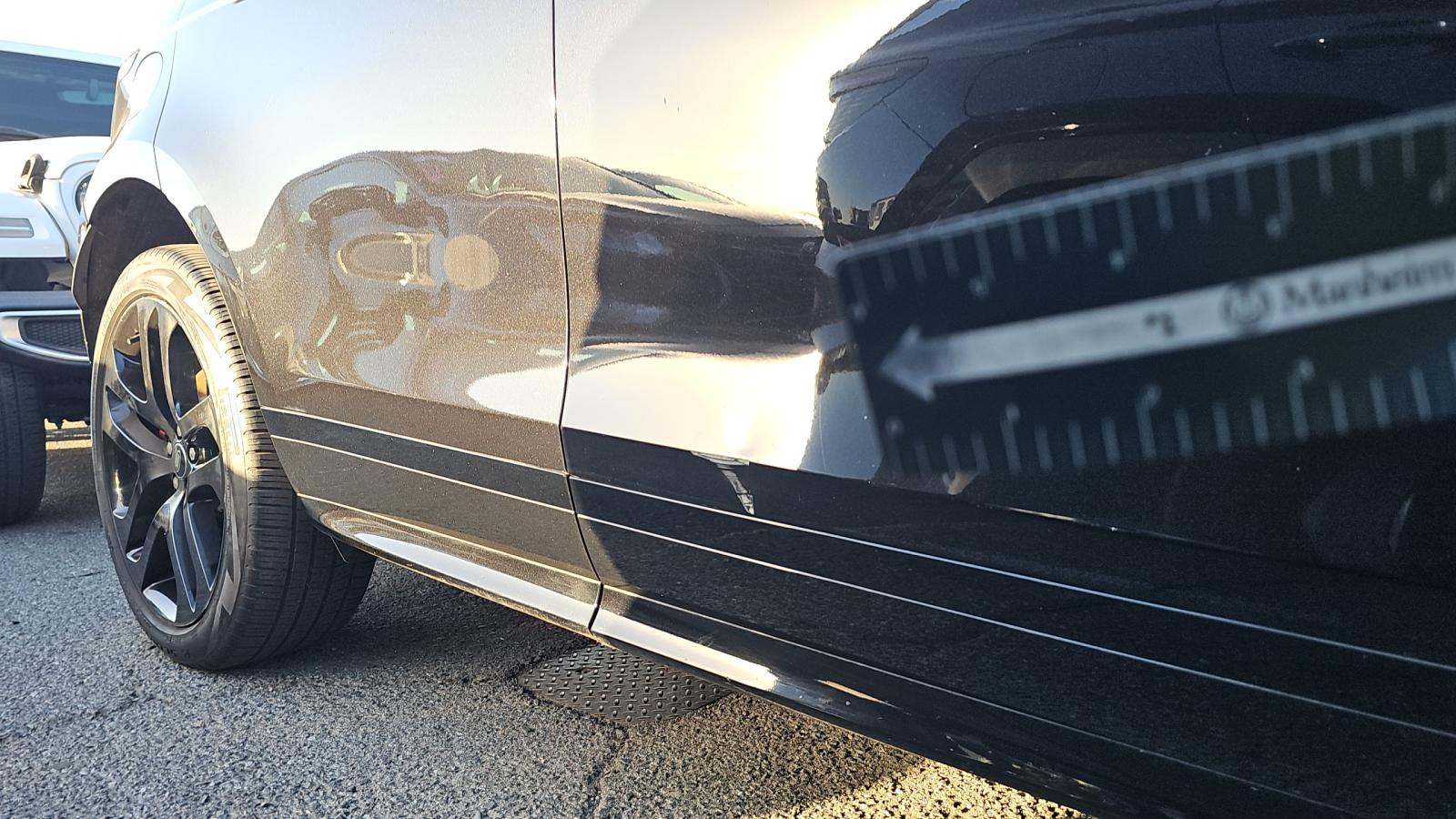 2022 Land Rover Range Rover Evoque R-Dynamic SE AWD