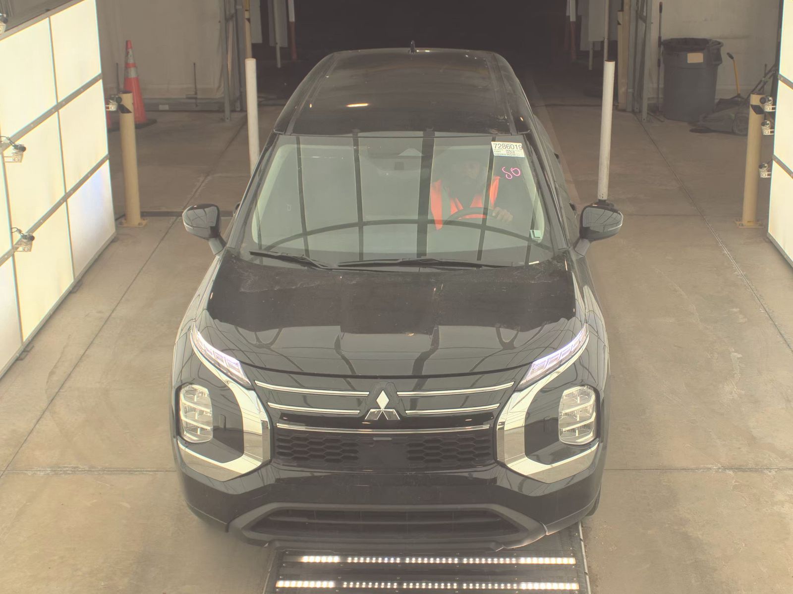 2025 Mitsubishi Outlander ES AWD