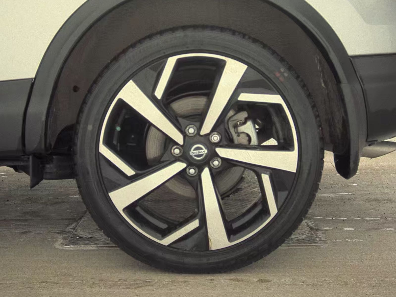 2022 Nissan Rogue Sport SL AWD