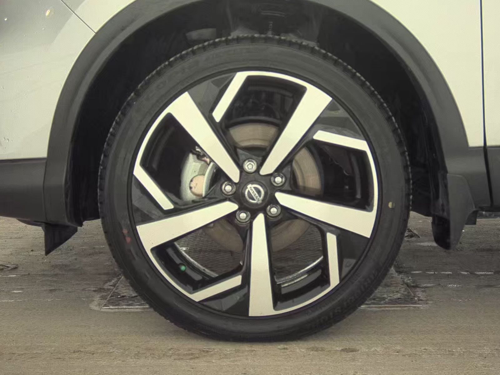 2022 Nissan Rogue Sport SL AWD