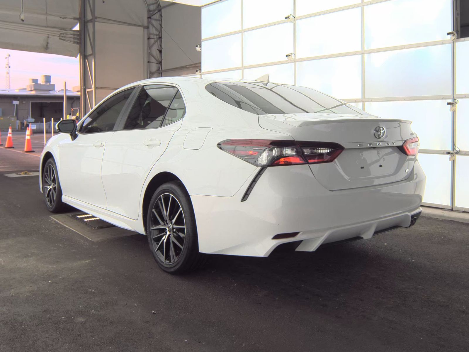 2024 Toyota Camry SE FWD