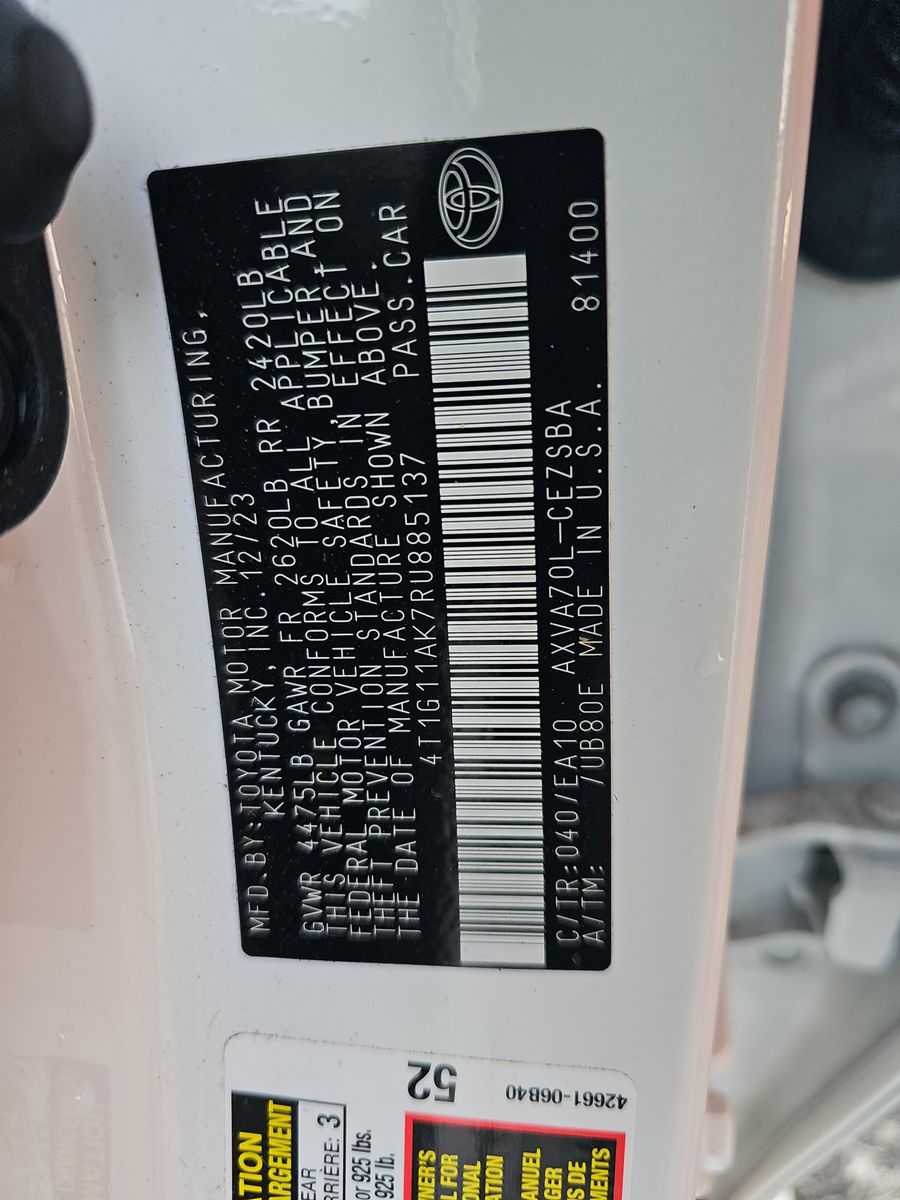 2024 Toyota Camry SE FWD