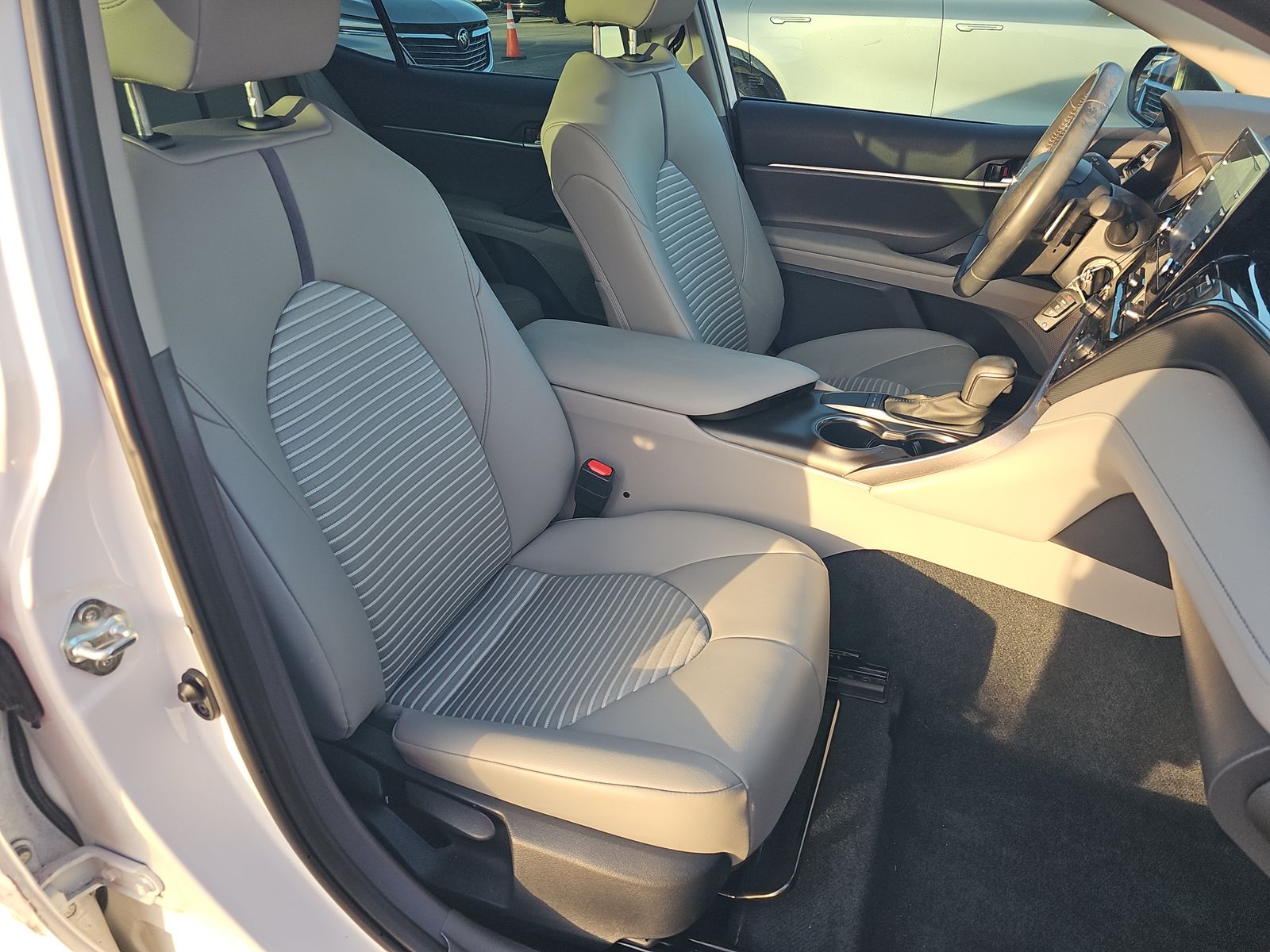 2024 Toyota Camry SE FWD