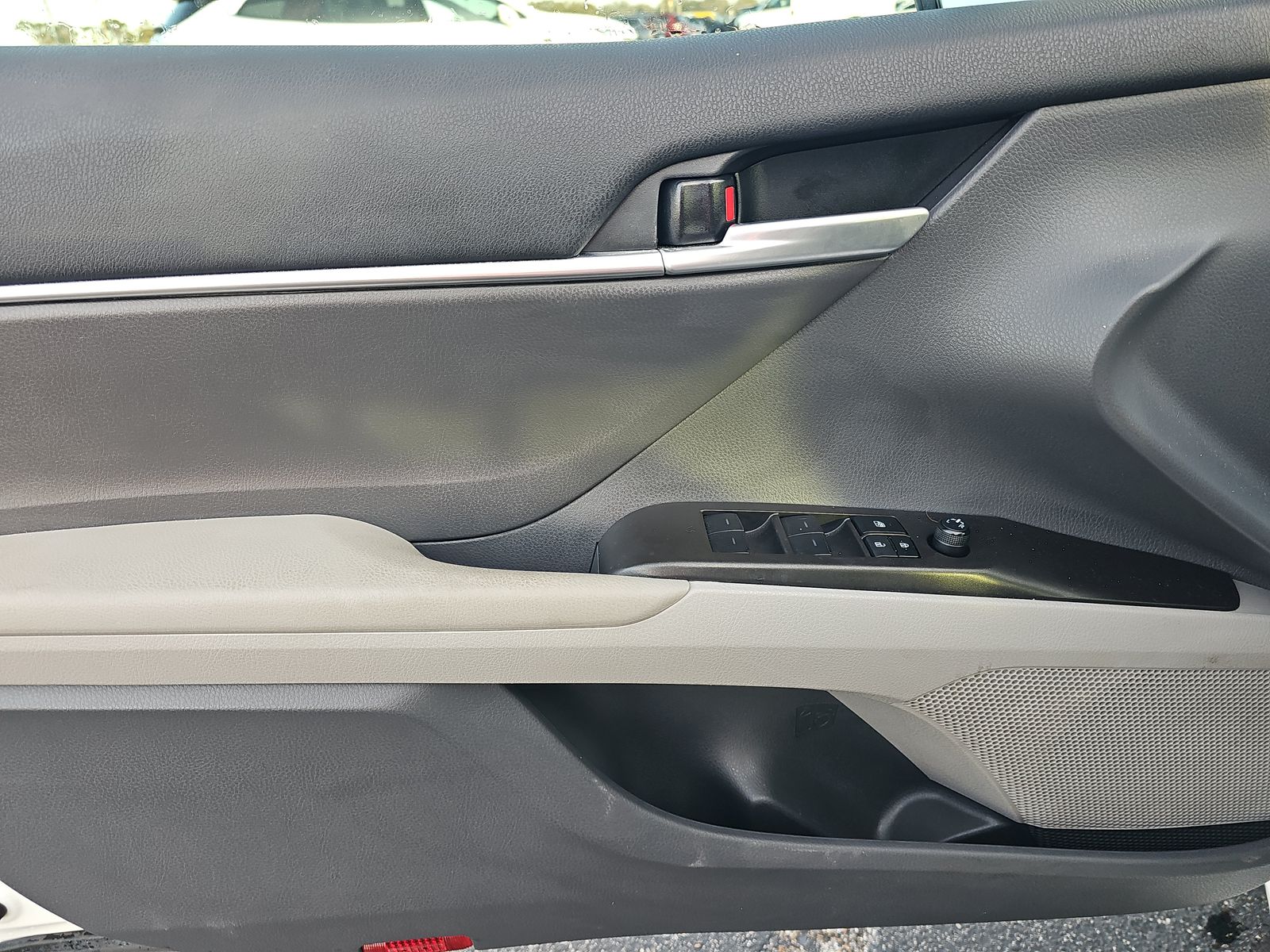 2024 Toyota Camry SE FWD