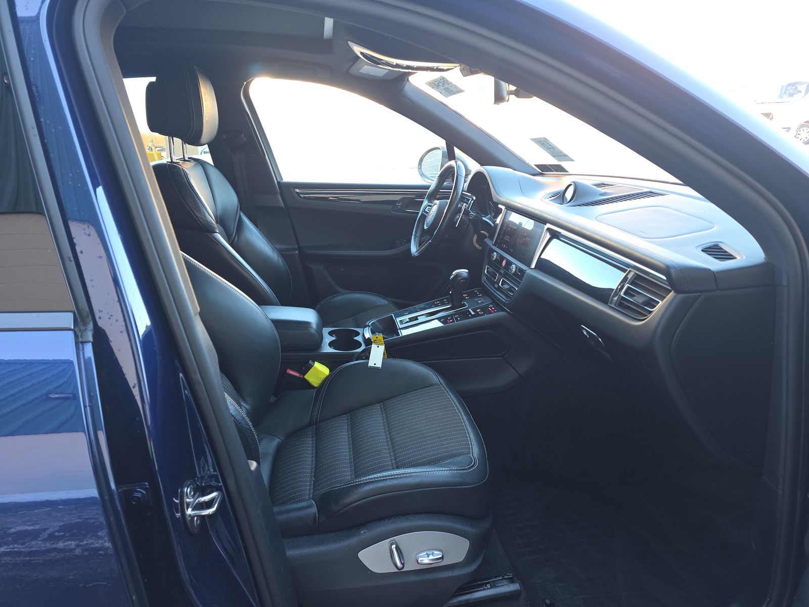 2023 Porsche Macan T AWD