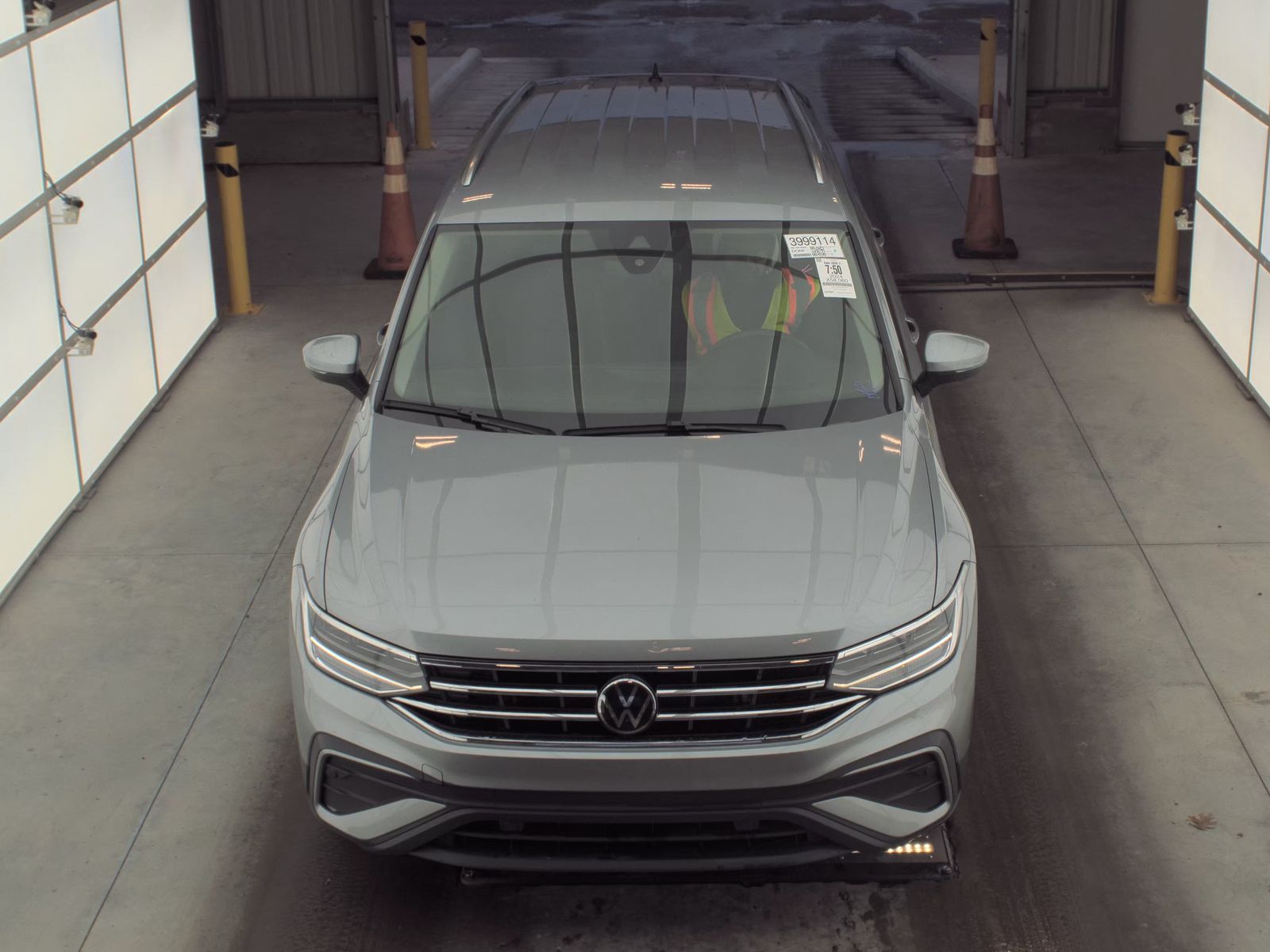 2024 Volkswagen Tiguan 2.0T SE FWD