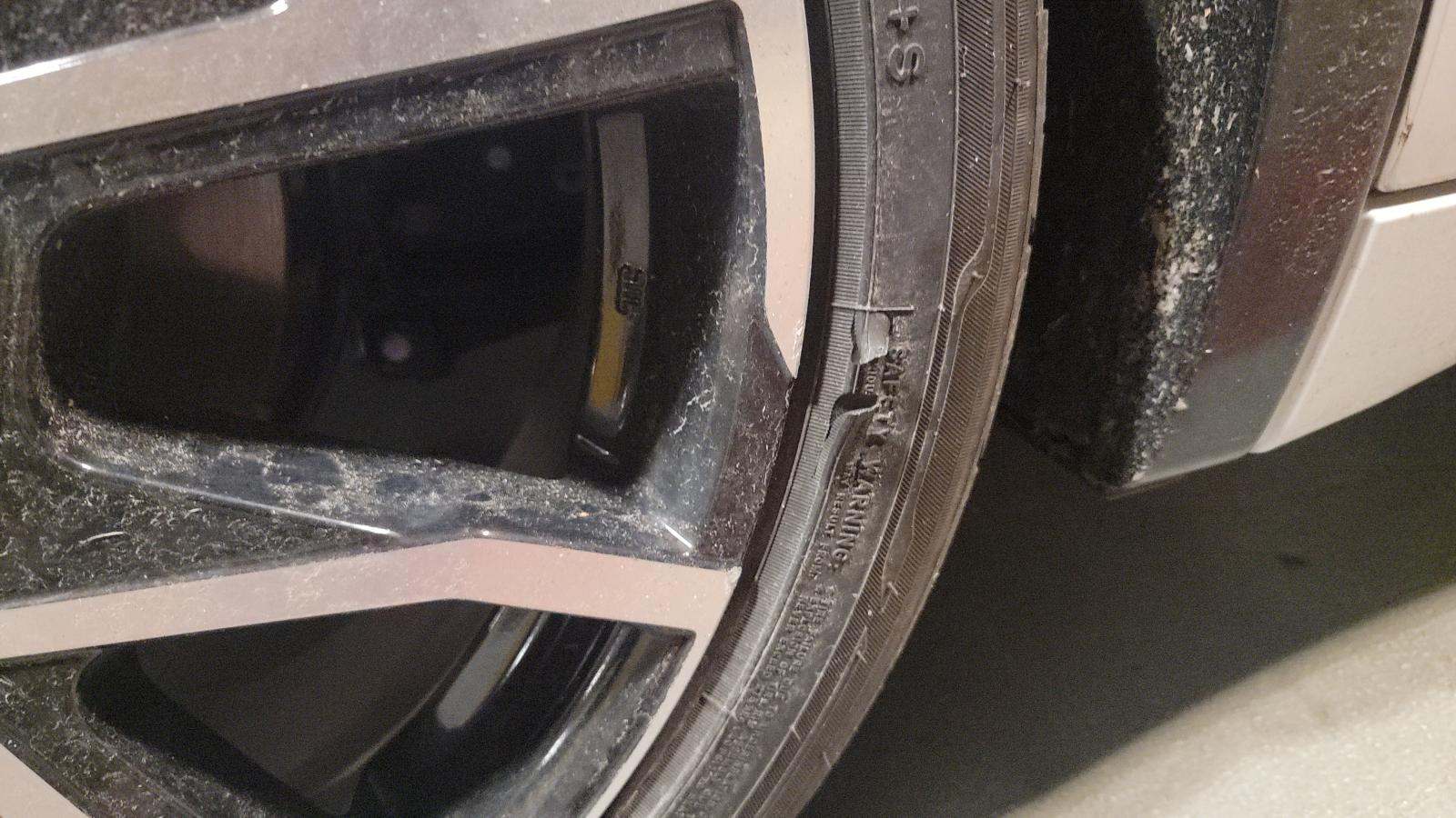 2024 Toyota Prius Prime XSE FWD