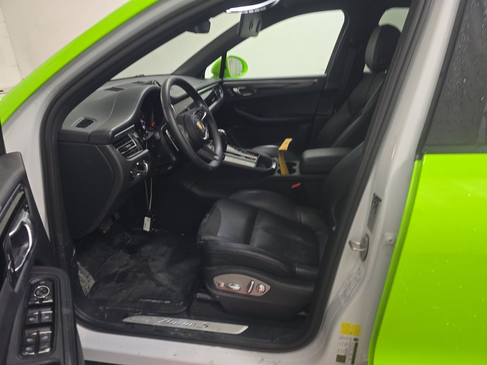 2022 Porsche Macan S AWD