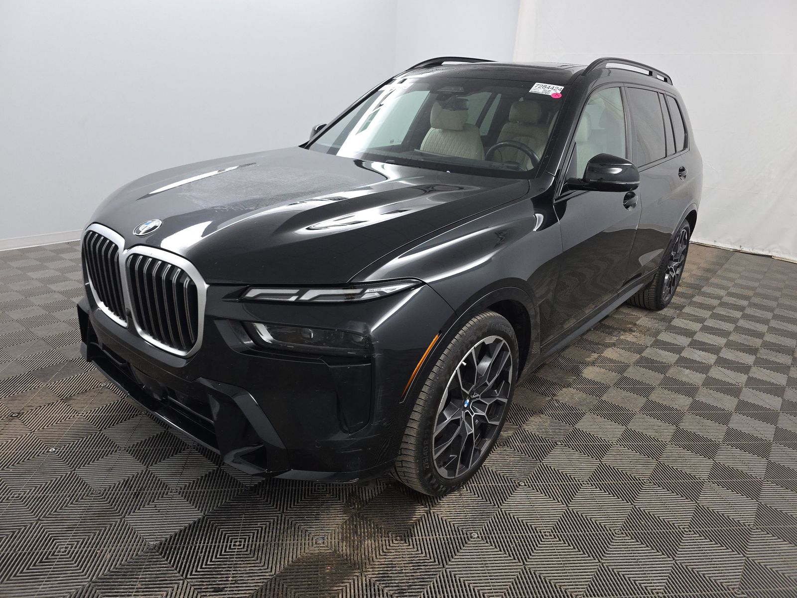 2025 BMW X7 xDrive40i AWD