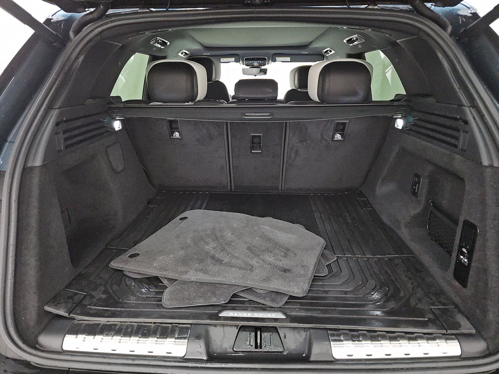 2025 Land Rover Range Rover Sport Dynamic SE AWD