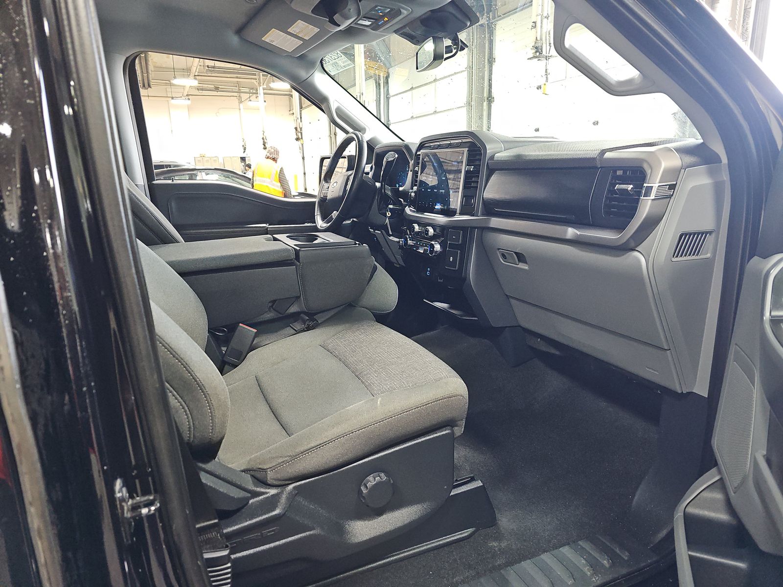 2024 Ford F-150 XLT AWD