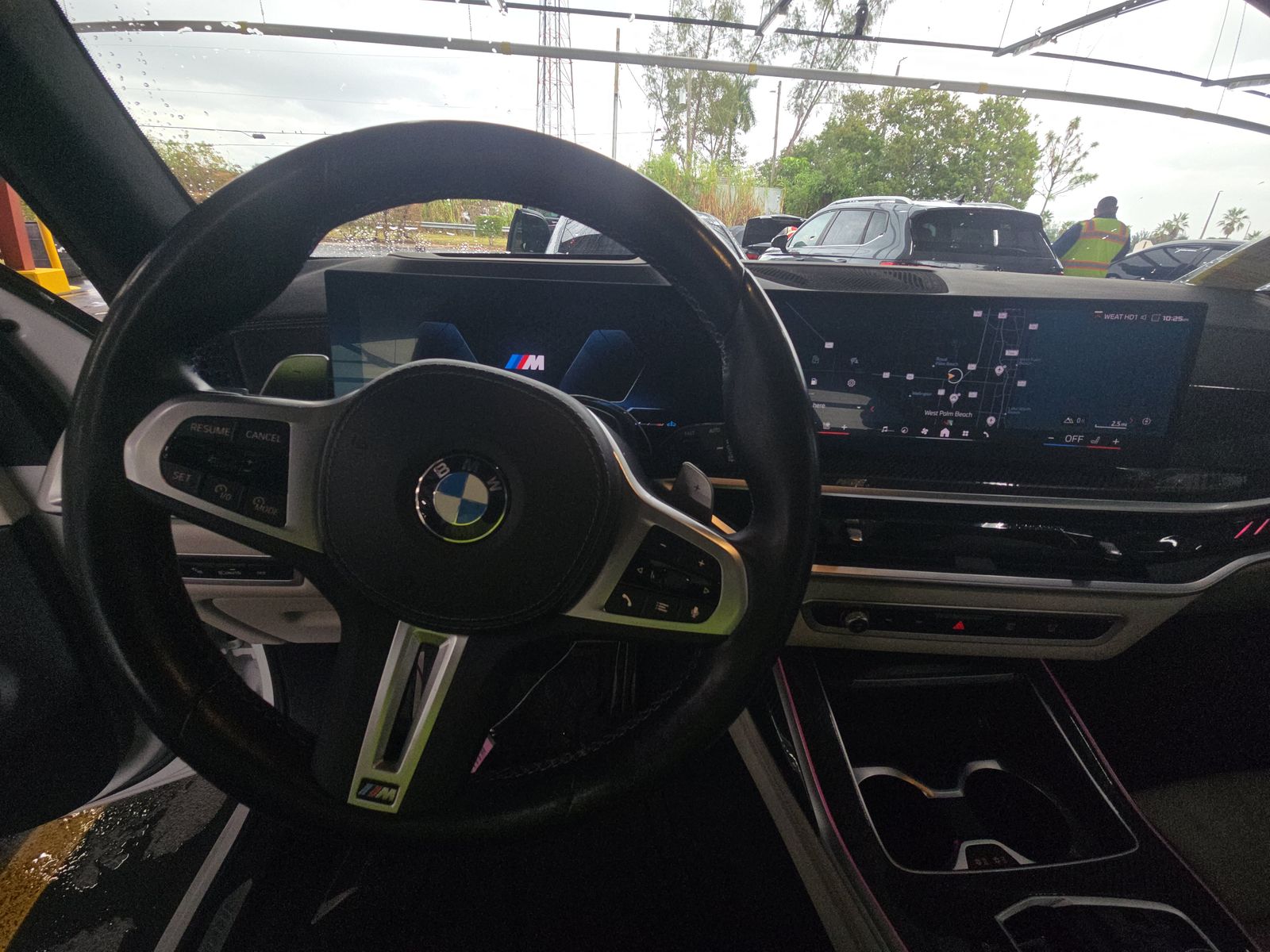 2024 BMW X7 M60i AWD