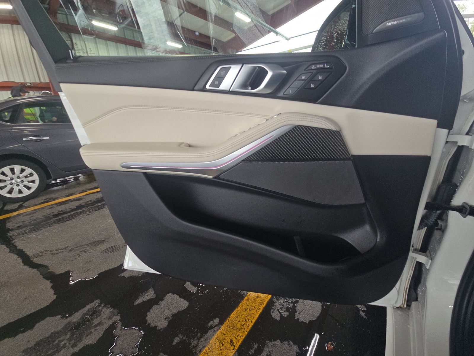 2024 BMW X7 M60i AWD