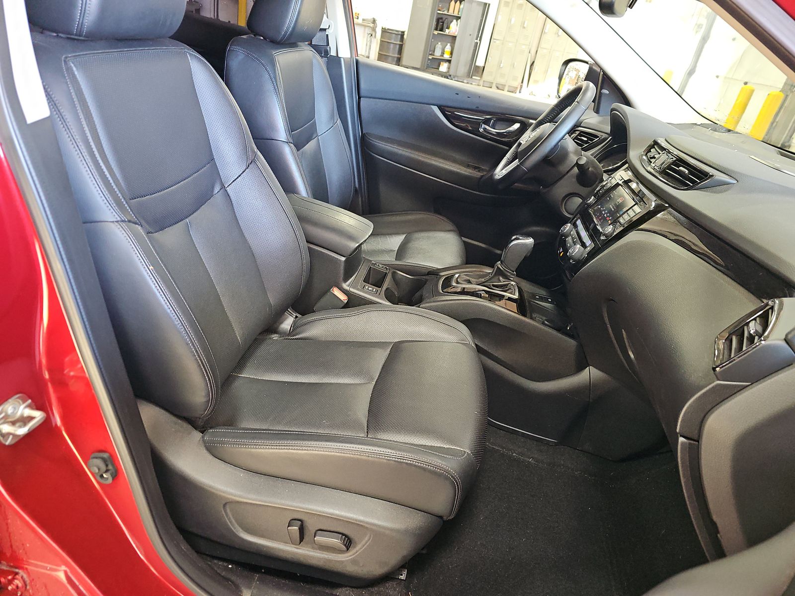 2022 Nissan Rogue Sport SL AWD