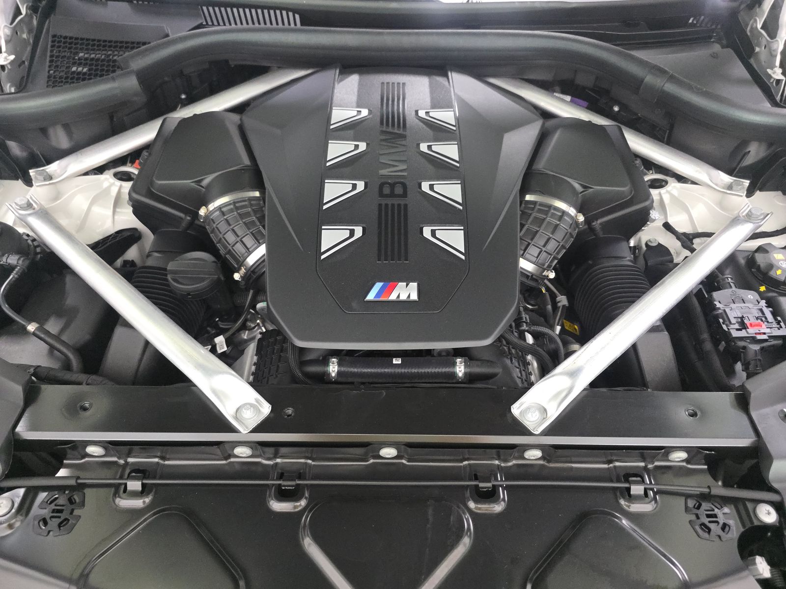 2025 BMW X6 M60i xDrive AWD