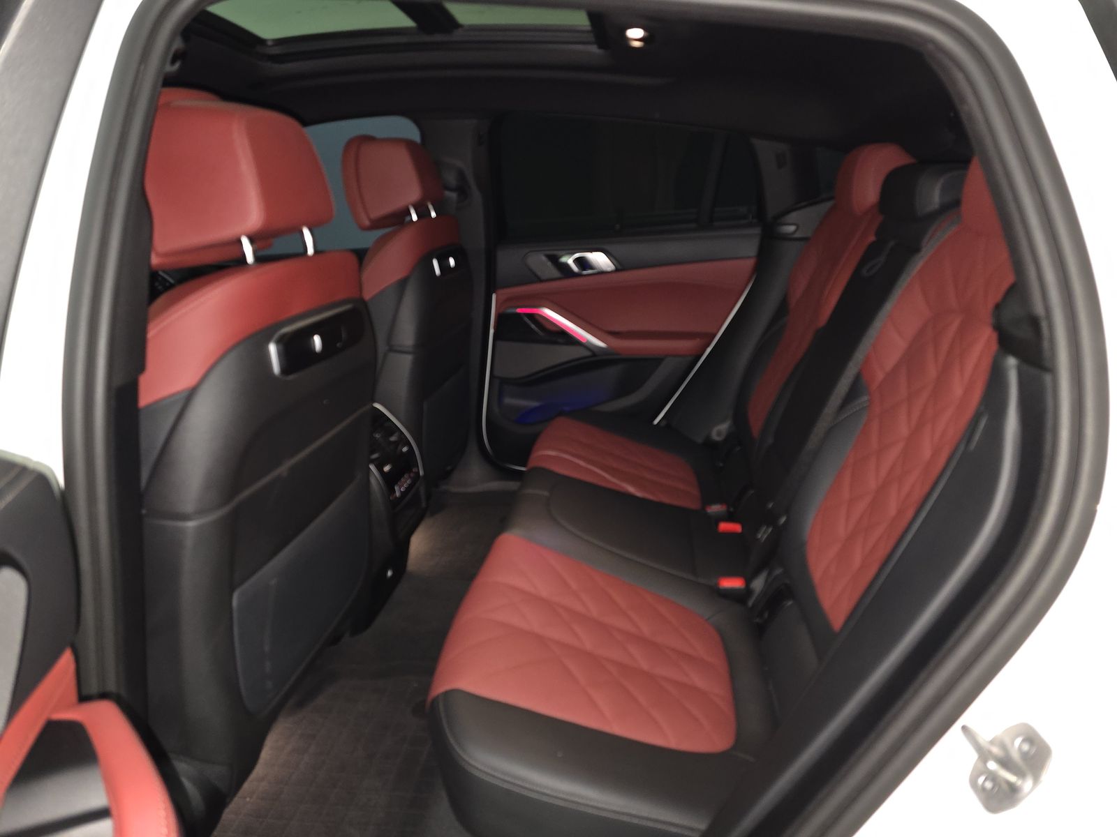 2025 BMW X6 M60i xDrive AWD